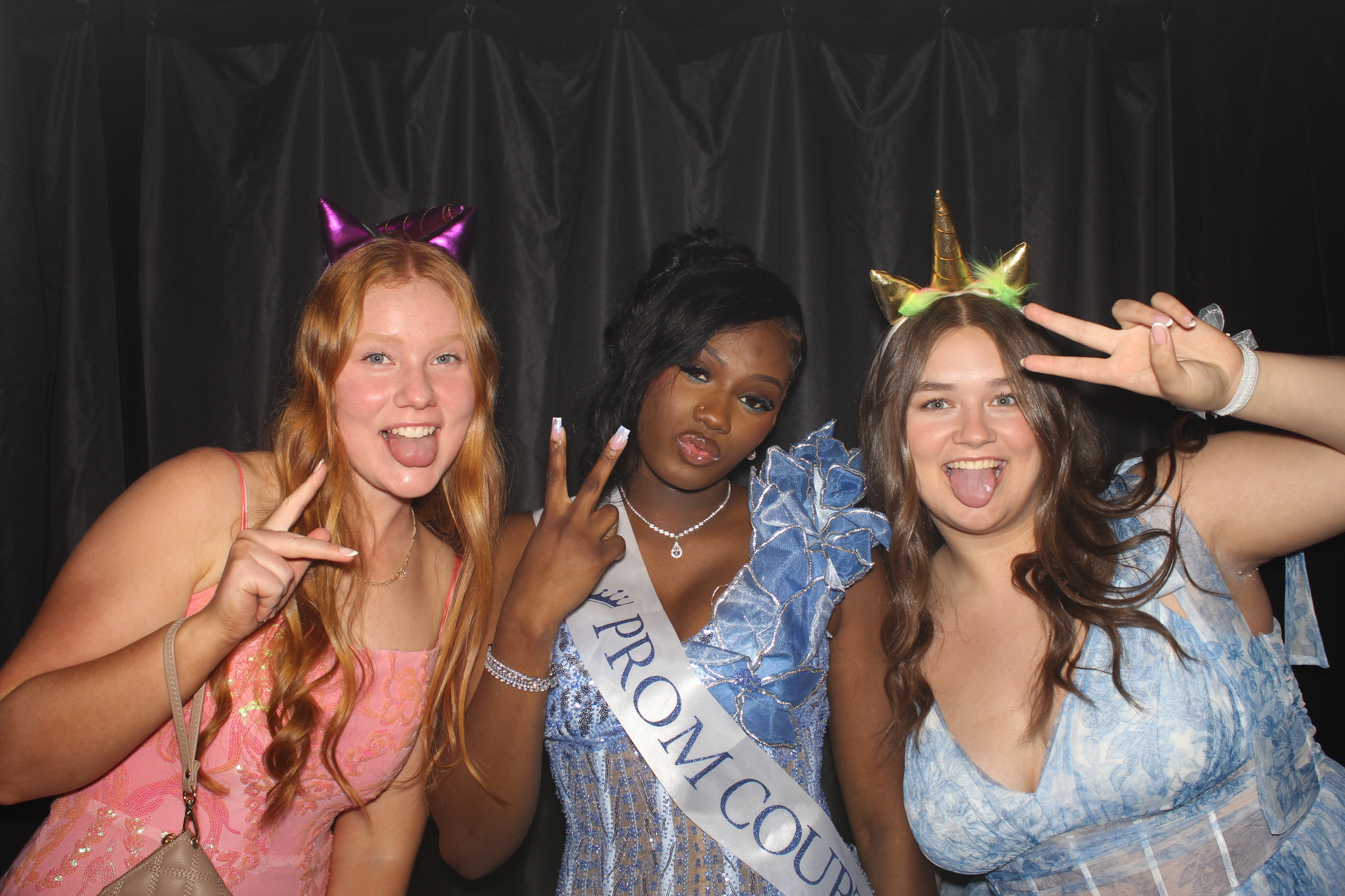 Reading Junior Senior Prom | View more photos from the event at gallery.photoboothcincy.com/u/PhotoBoothCincy/Reading-Junior-Senior-Prom-0