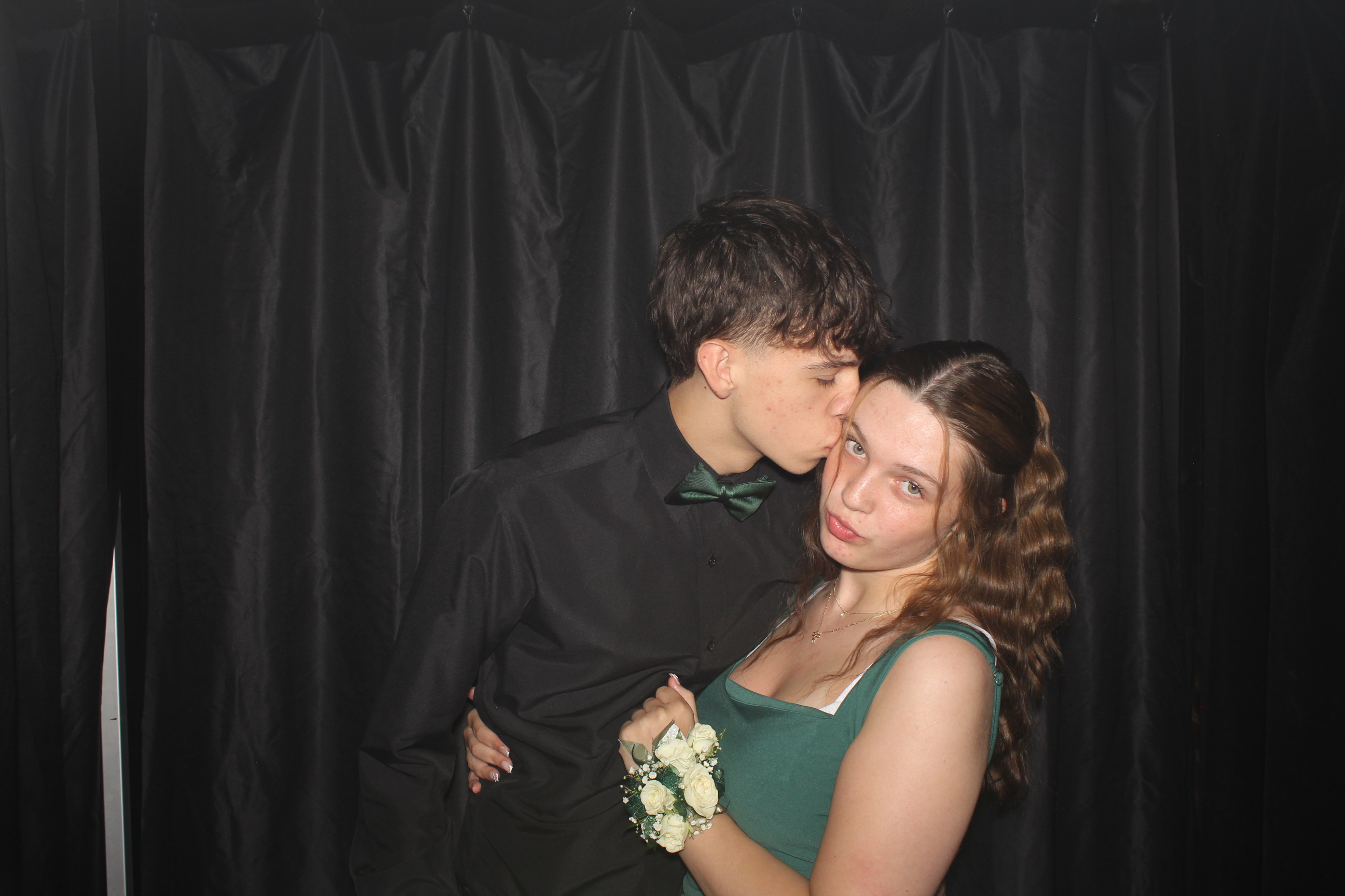 Reading Junior Senior Prom | View more photos from the event at gallery.photoboothcincy.com/u/PhotoBoothCincy/Reading-Junior-Senior-Prom-0