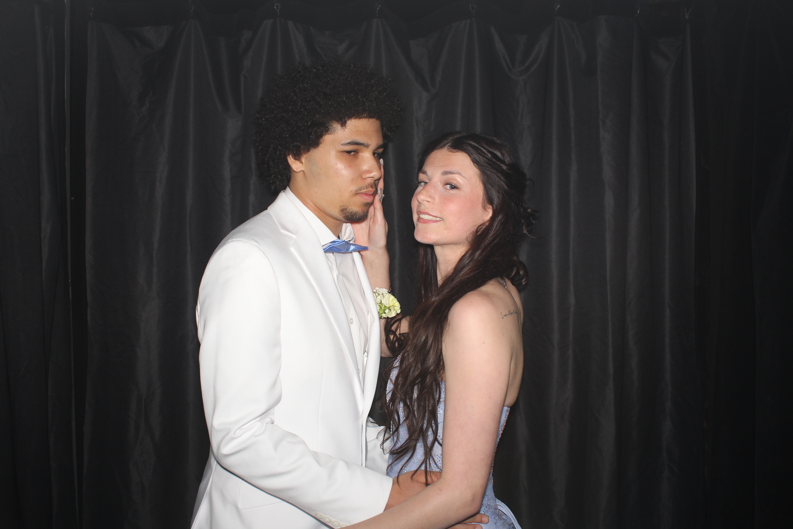 Reading Junior Senior Prom | View more photos from the event at gallery.photoboothcincy.com/u/PhotoBoothCincy/Reading-Junior-Senior-Prom-0