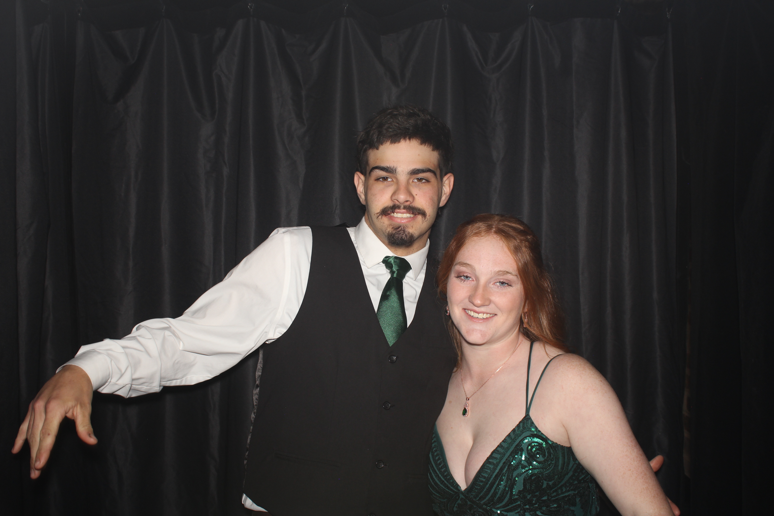 Reading Junior Senior Prom | View more photos from the event at gallery.photoboothcincy.com/u/PhotoBoothCincy/Reading-Junior-Senior-Prom-0