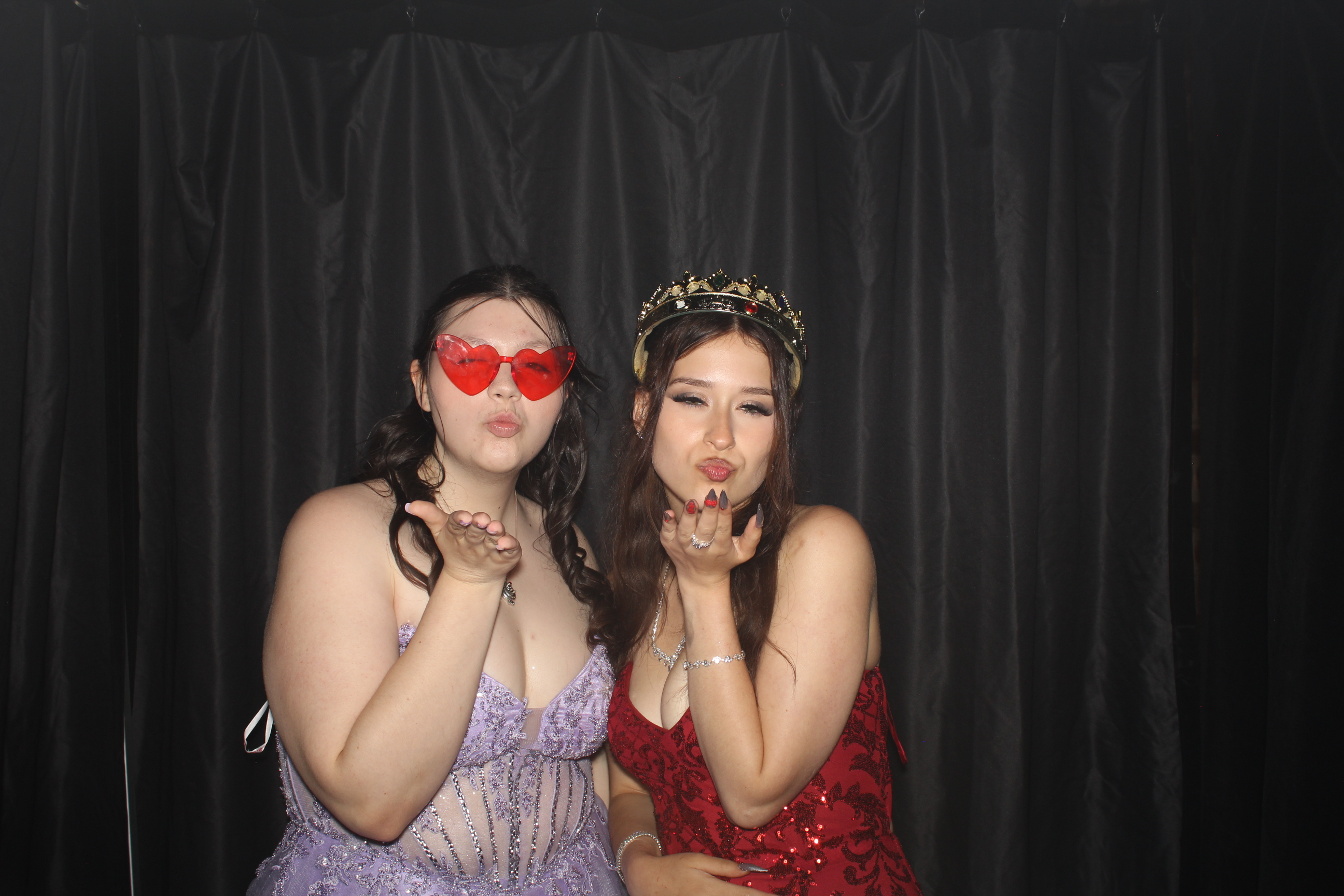 Reading Junior Senior Prom | View more photos from the event at gallery.photoboothcincy.com/u/PhotoBoothCincy/Reading-Junior-Senior-Prom-0