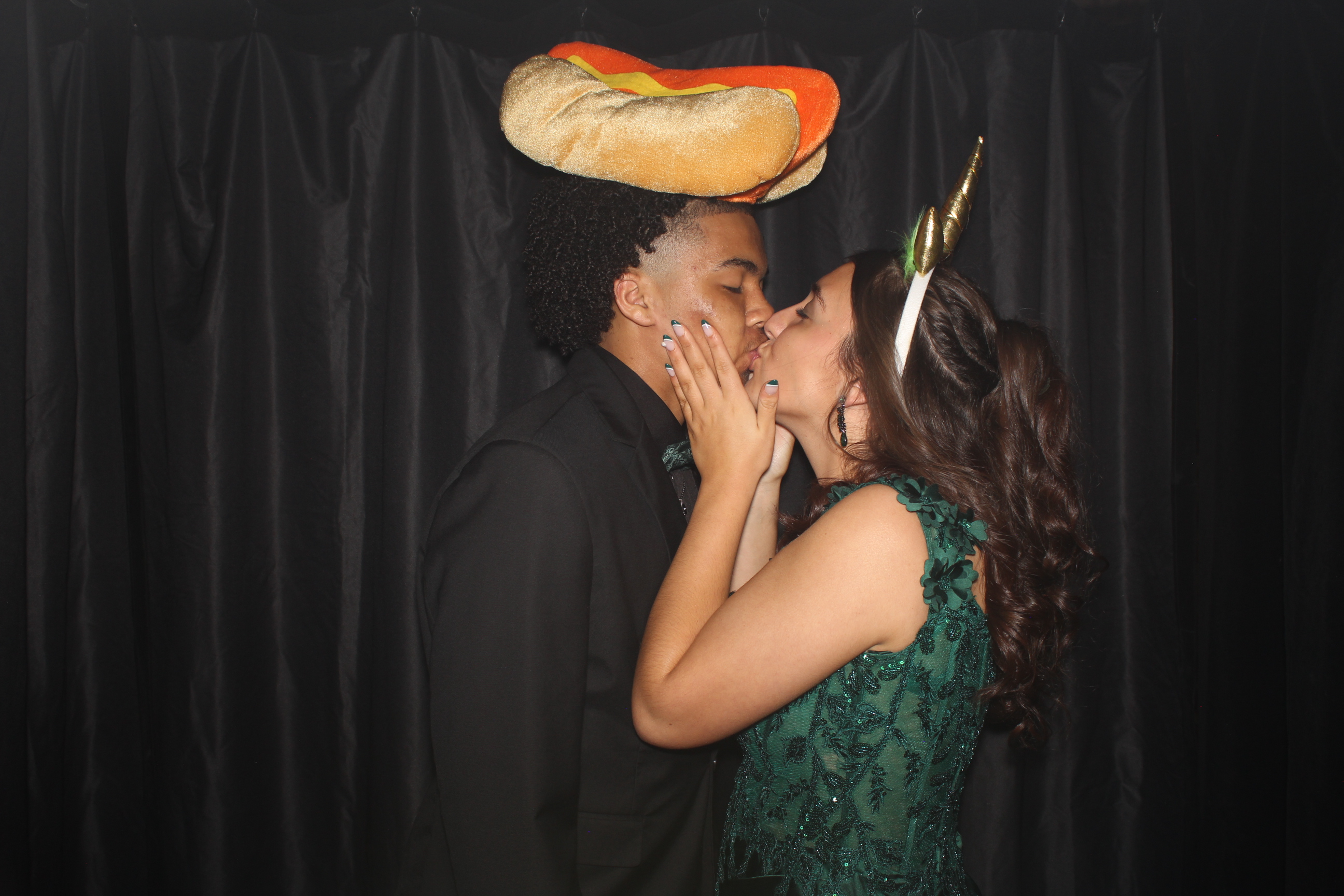 Reading Junior Senior Prom | View more photos from the event at gallery.photoboothcincy.com/u/PhotoBoothCincy/Reading-Junior-Senior-Prom-0