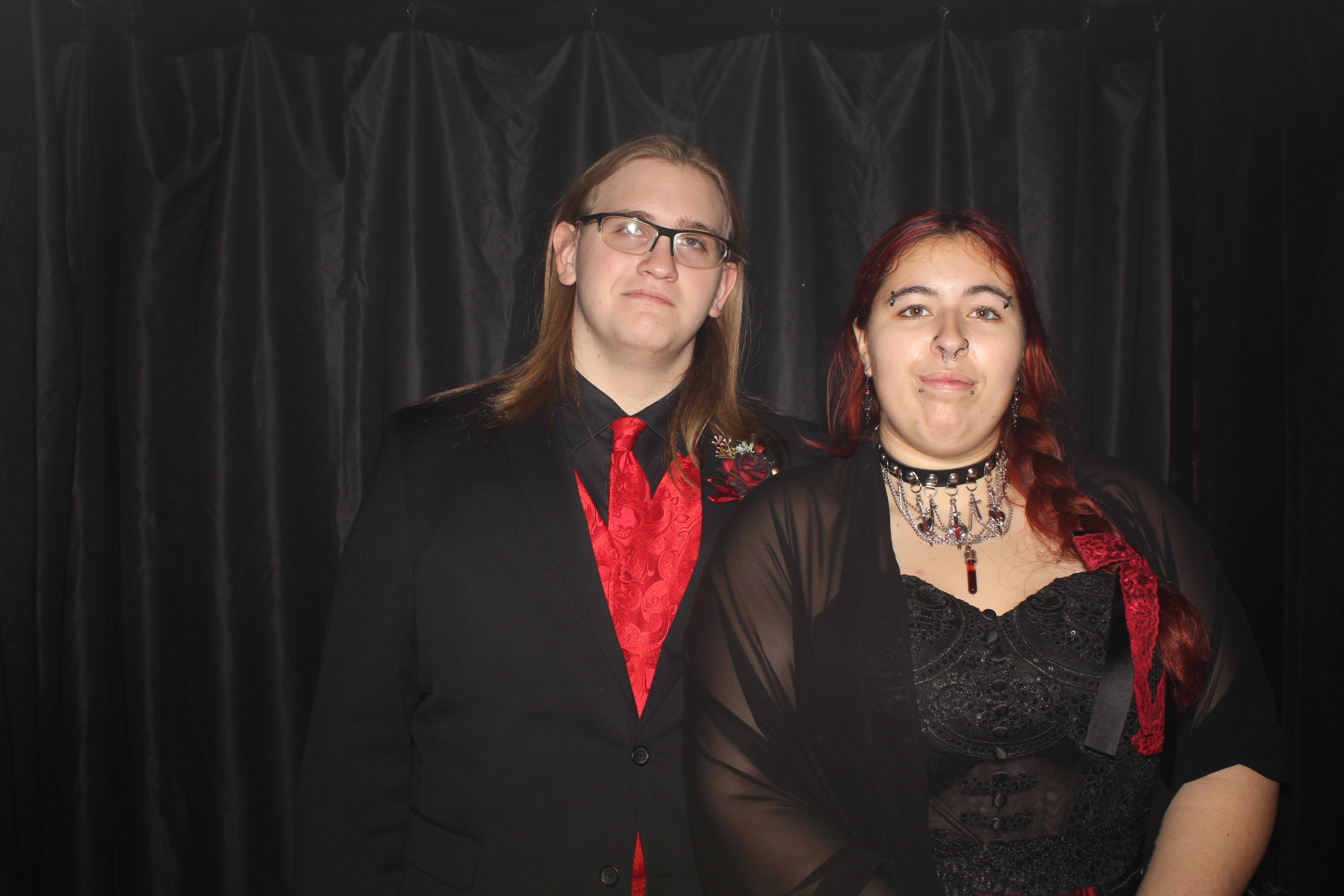 Reading Junior Senior Prom | View more photos from the event at gallery.photoboothcincy.com/u/PhotoBoothCincy/Reading-Junior-Senior-Prom-0