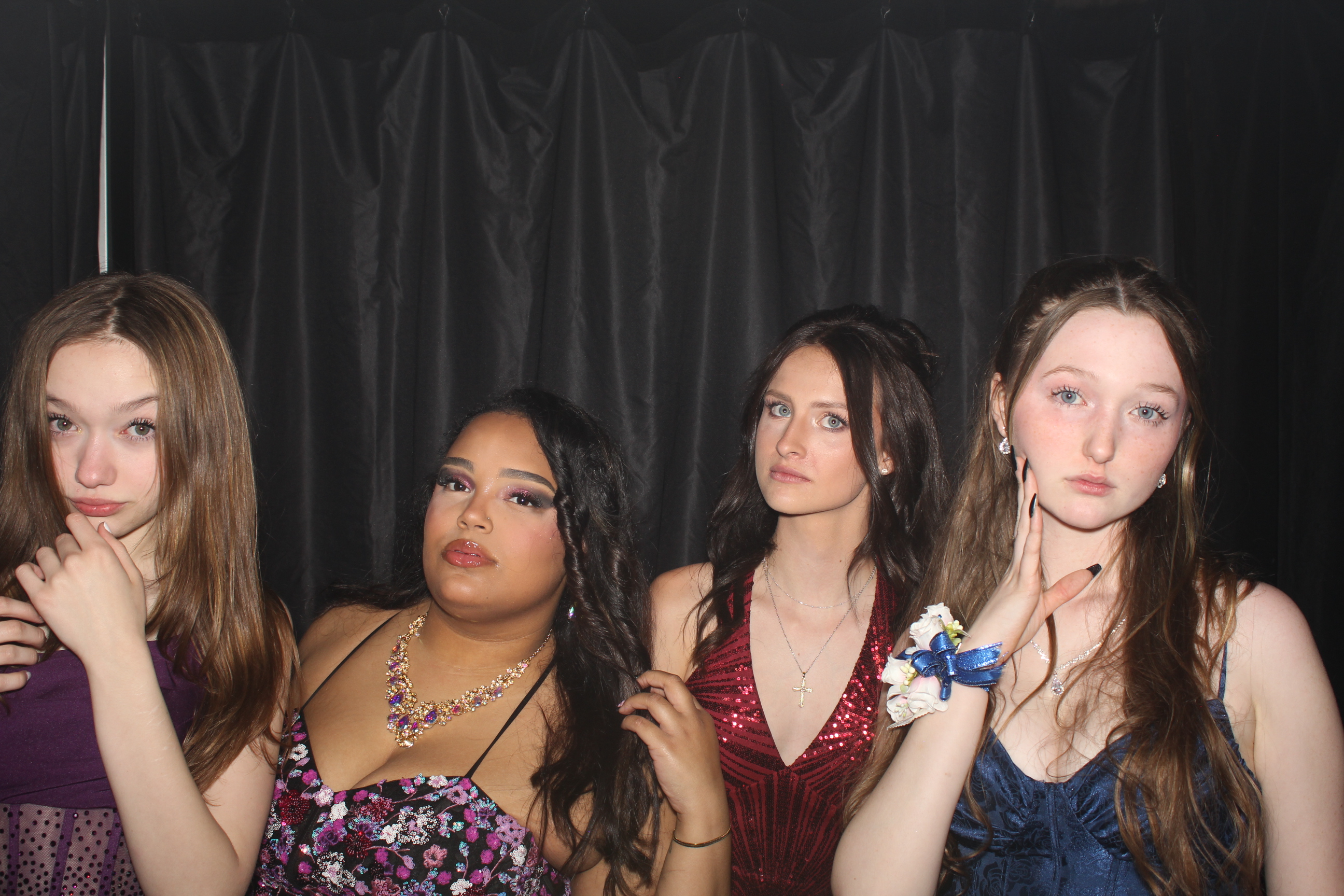 Reading Junior Senior Prom | View more photos from the event at gallery.photoboothcincy.com/u/PhotoBoothCincy/Reading-Junior-Senior-Prom-0