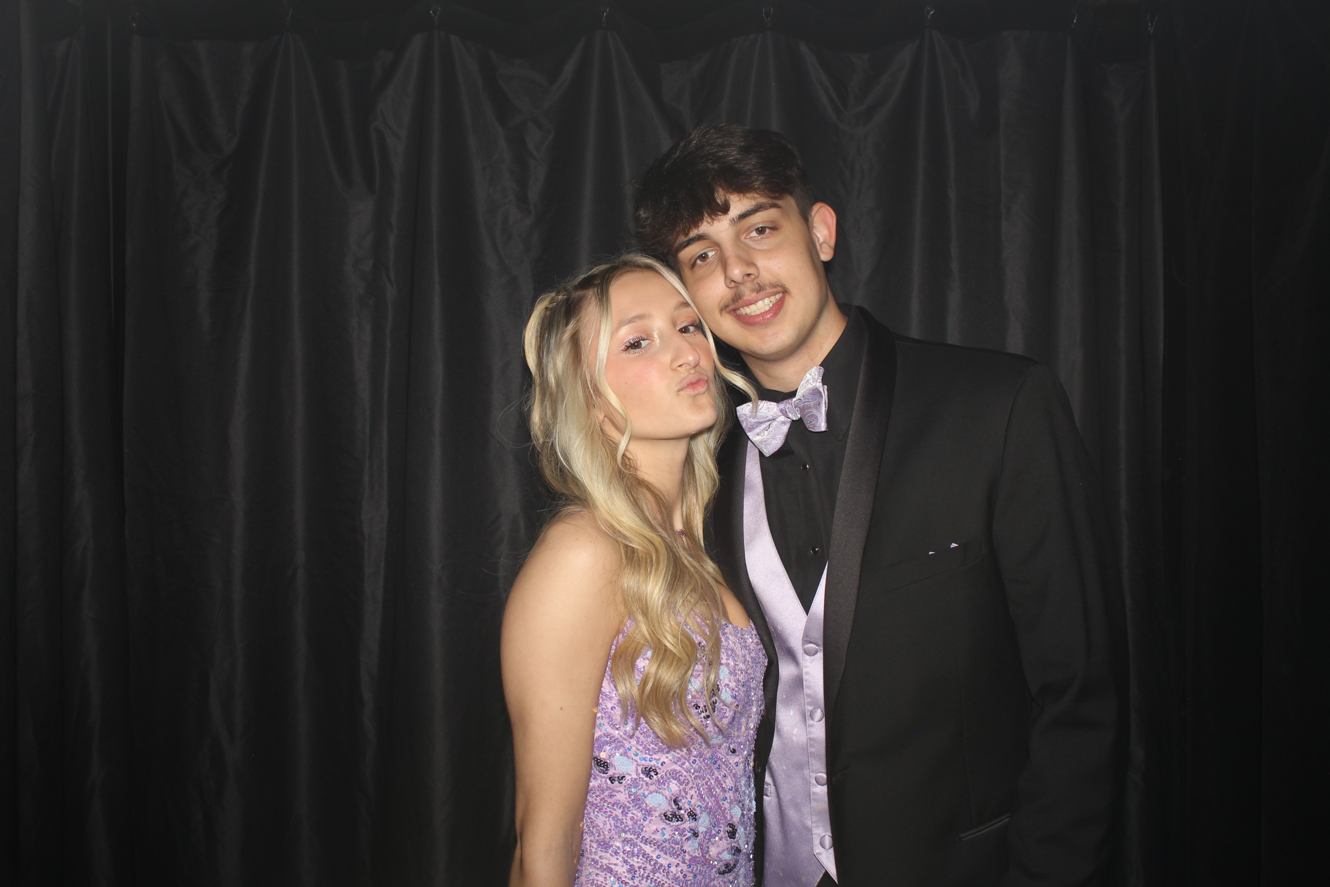 Reading Junior Senior Prom | View more photos from the event at gallery.photoboothcincy.com/u/PhotoBoothCincy/Reading-Junior-Senior-Prom-0