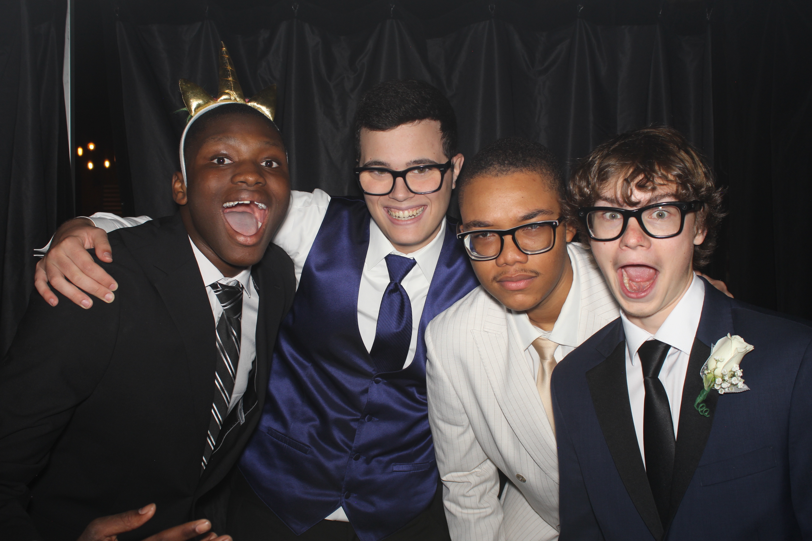 Reading Junior Senior Prom | View more photos from the event at gallery.photoboothcincy.com/u/PhotoBoothCincy/Reading-Junior-Senior-Prom-0