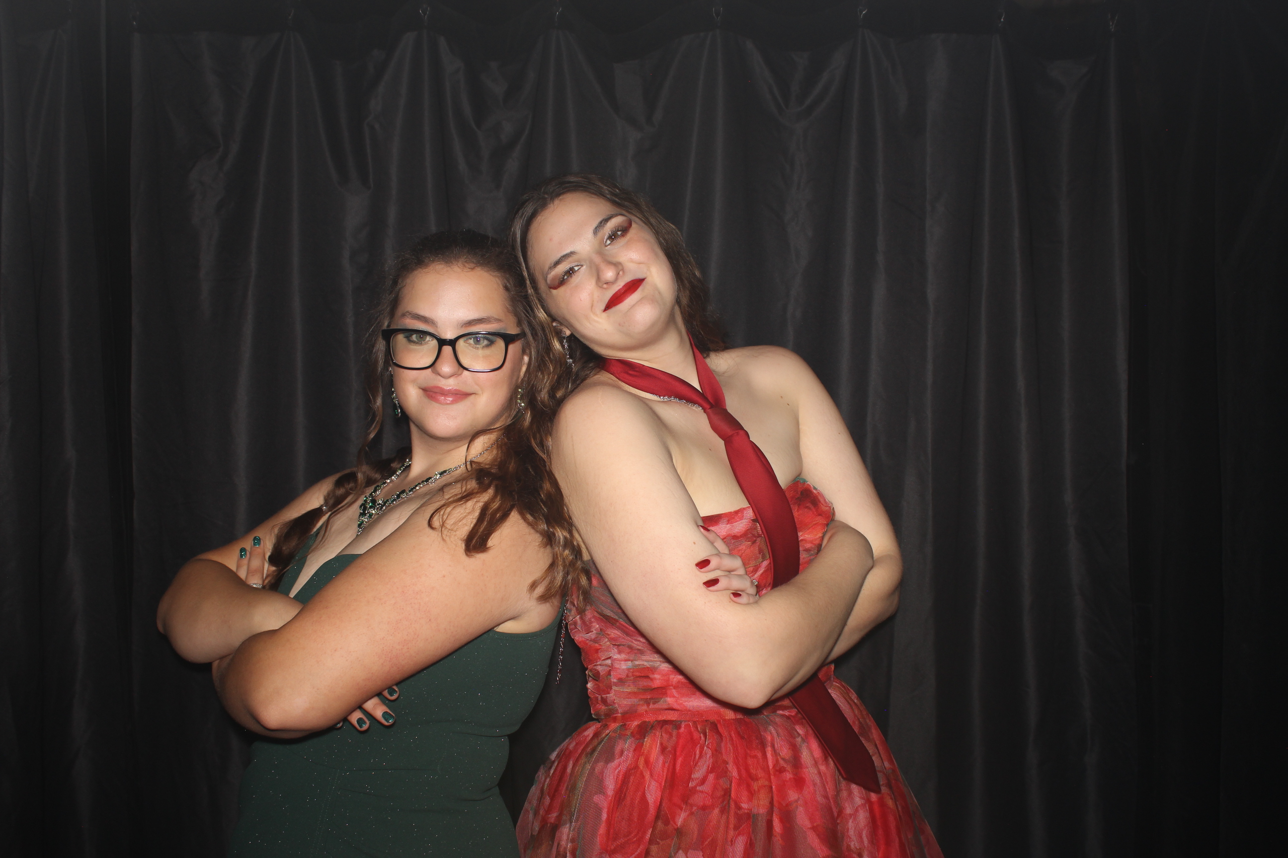 Reading Junior Senior Prom | View more photos from the event at gallery.photoboothcincy.com/u/PhotoBoothCincy/Reading-Junior-Senior-Prom-0