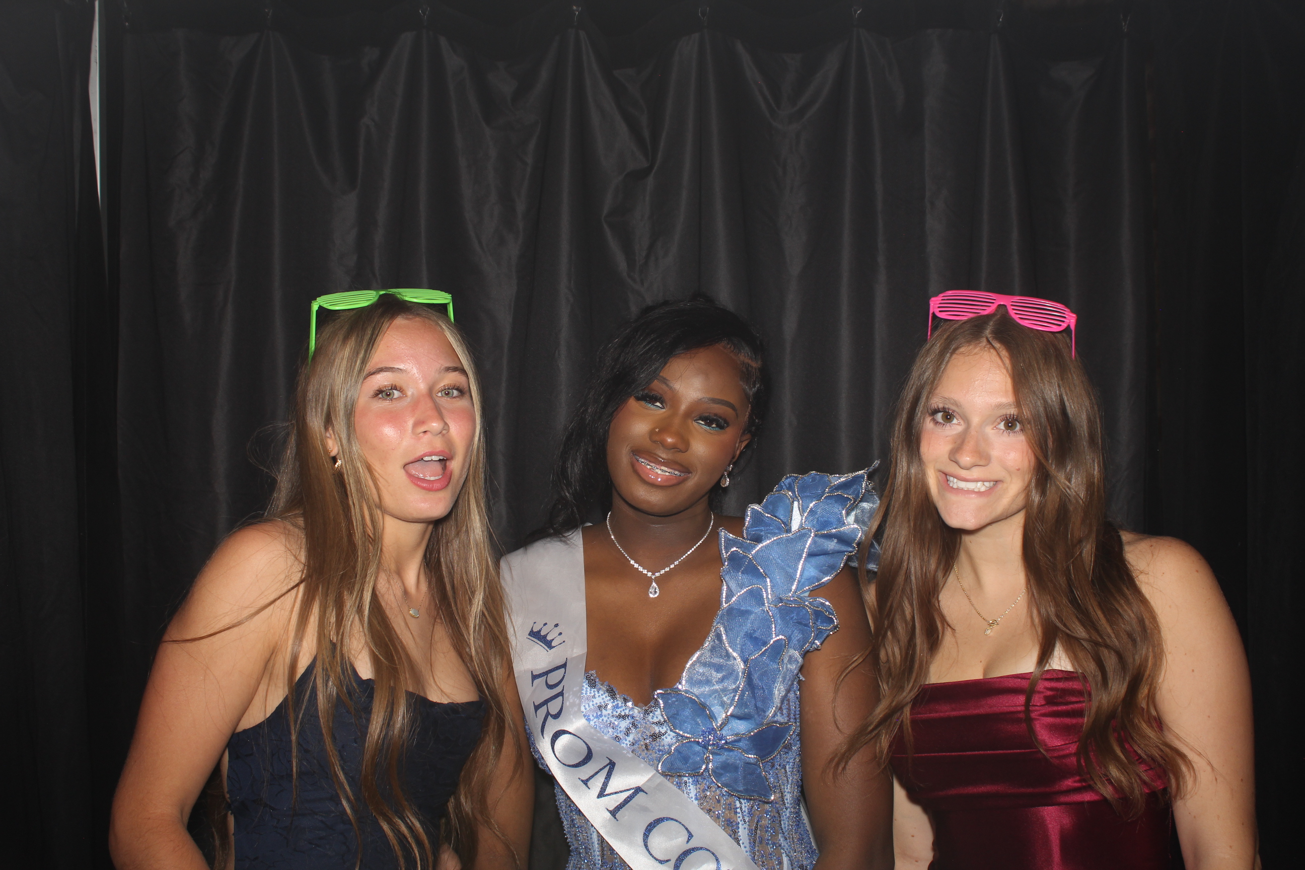Reading Junior Senior Prom | View more photos from the event at gallery.photoboothcincy.com/u/PhotoBoothCincy/Reading-Junior-Senior-Prom-0