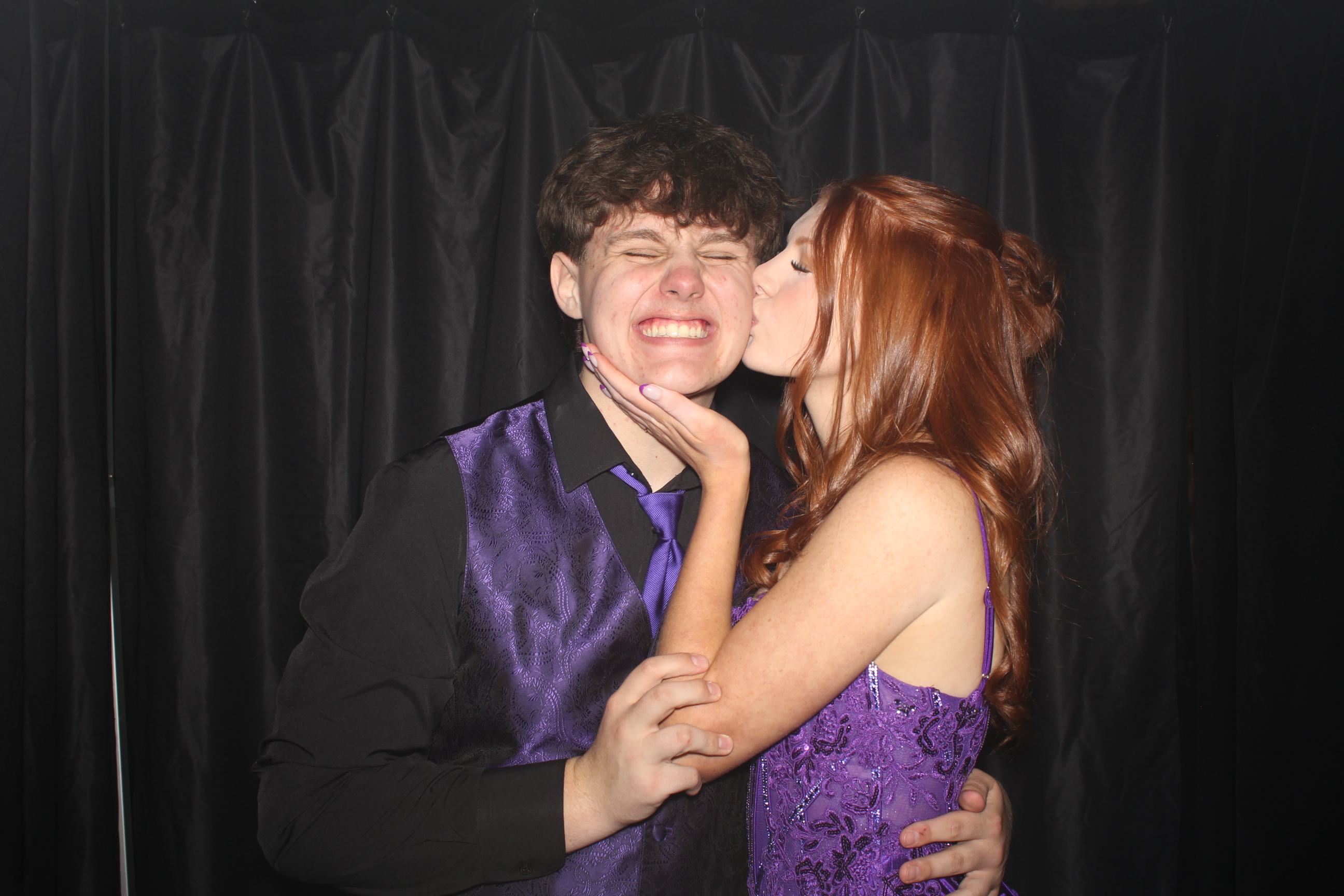 Reading Junior Senior Prom | View more photos from the event at gallery.photoboothcincy.com/u/PhotoBoothCincy/Reading-Junior-Senior-Prom-0