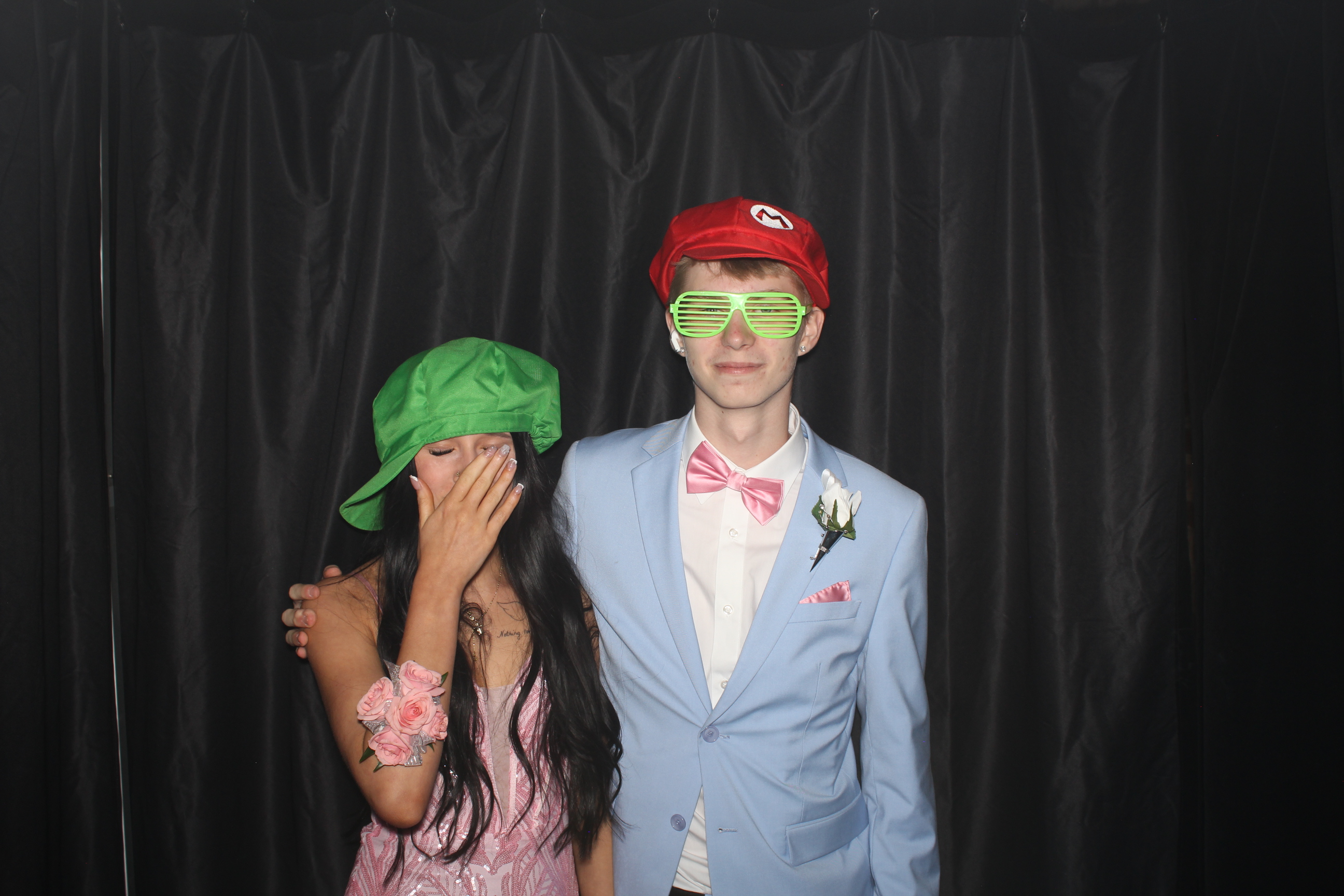 Reading Junior Senior Prom | View more photos from the event at gallery.photoboothcincy.com/u/PhotoBoothCincy/Reading-Junior-Senior-Prom-0