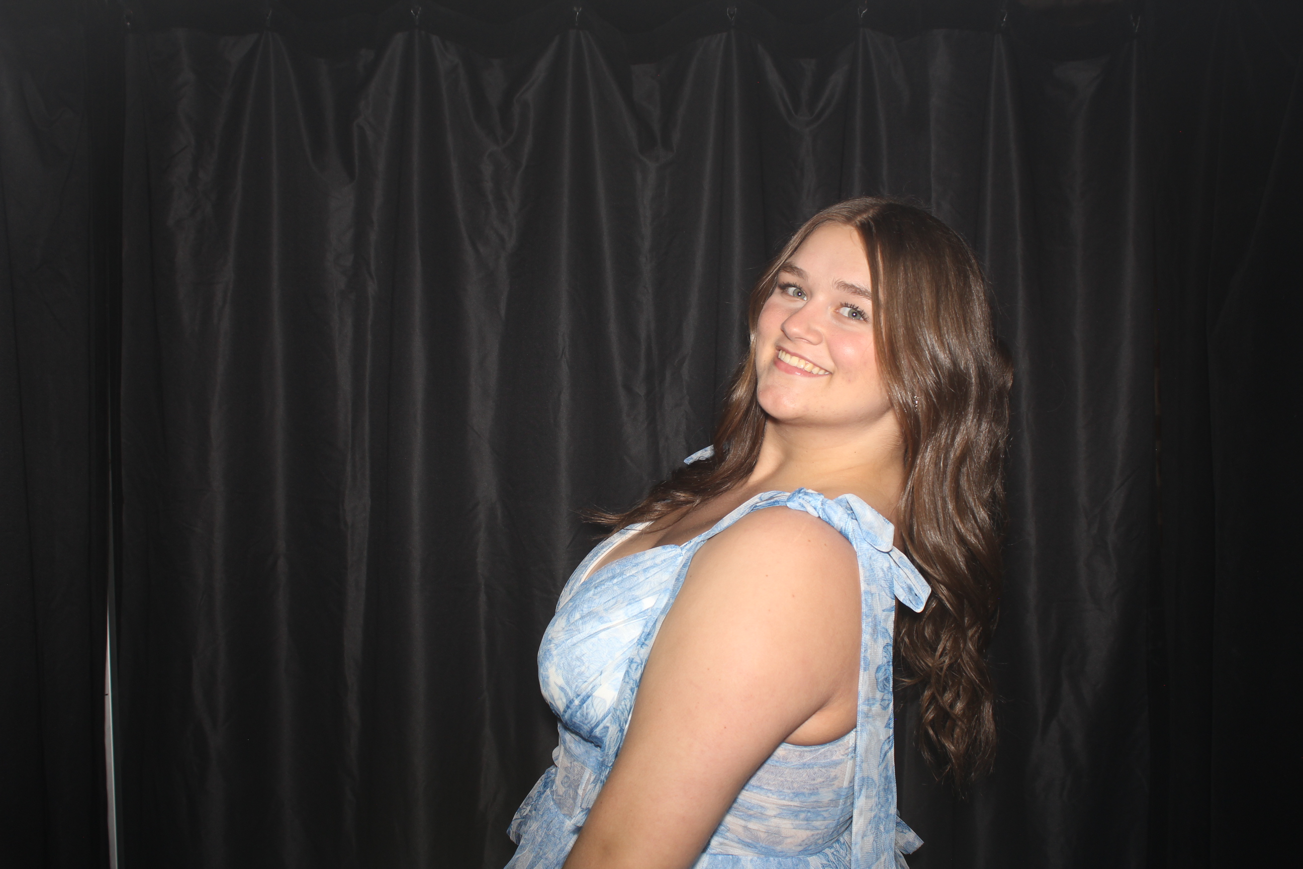 Reading Junior Senior Prom | View more photos from the event at gallery.photoboothcincy.com/u/PhotoBoothCincy/Reading-Junior-Senior-Prom-0