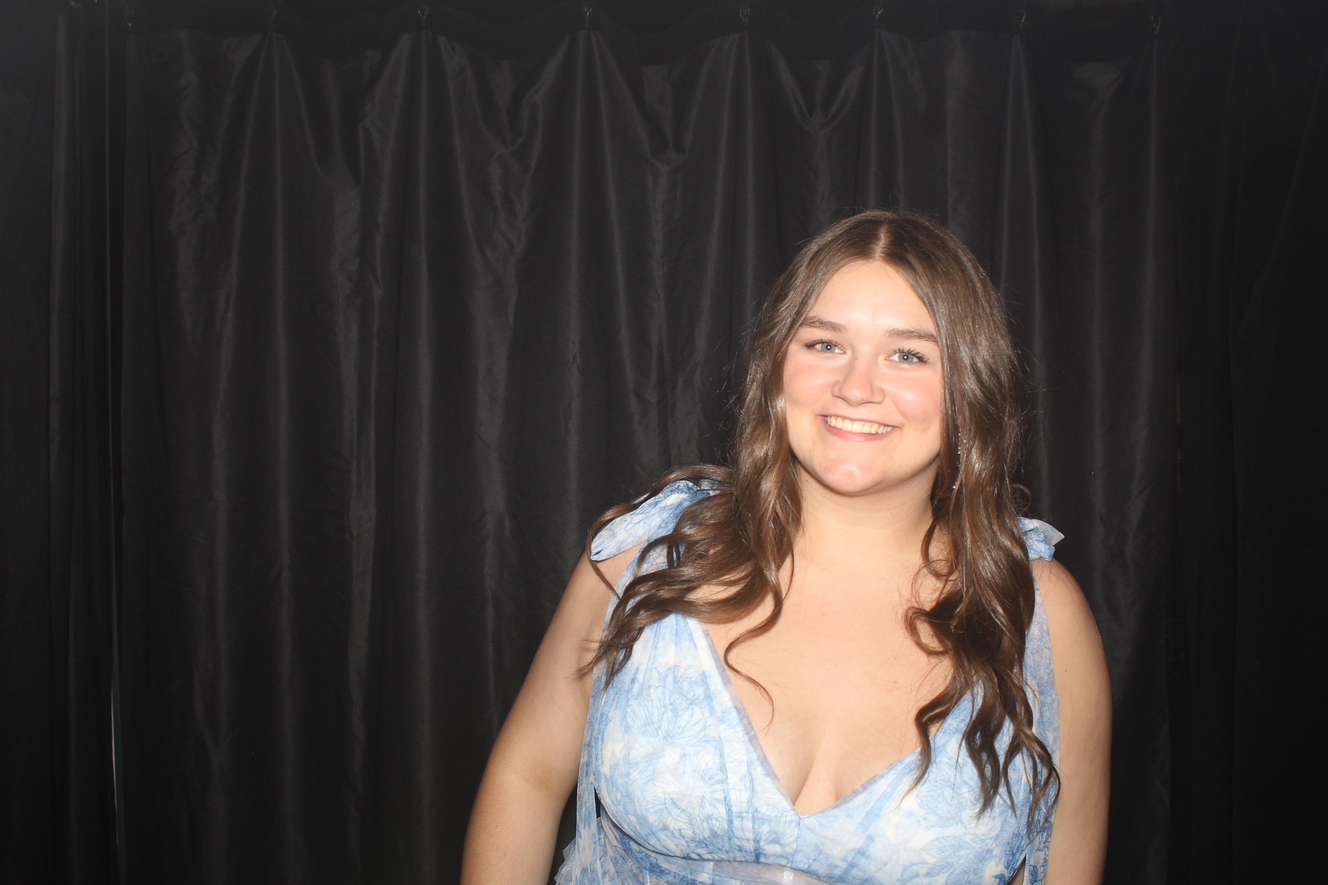Reading Junior Senior Prom | View more photos from the event at gallery.photoboothcincy.com/u/PhotoBoothCincy/Reading-Junior-Senior-Prom-0