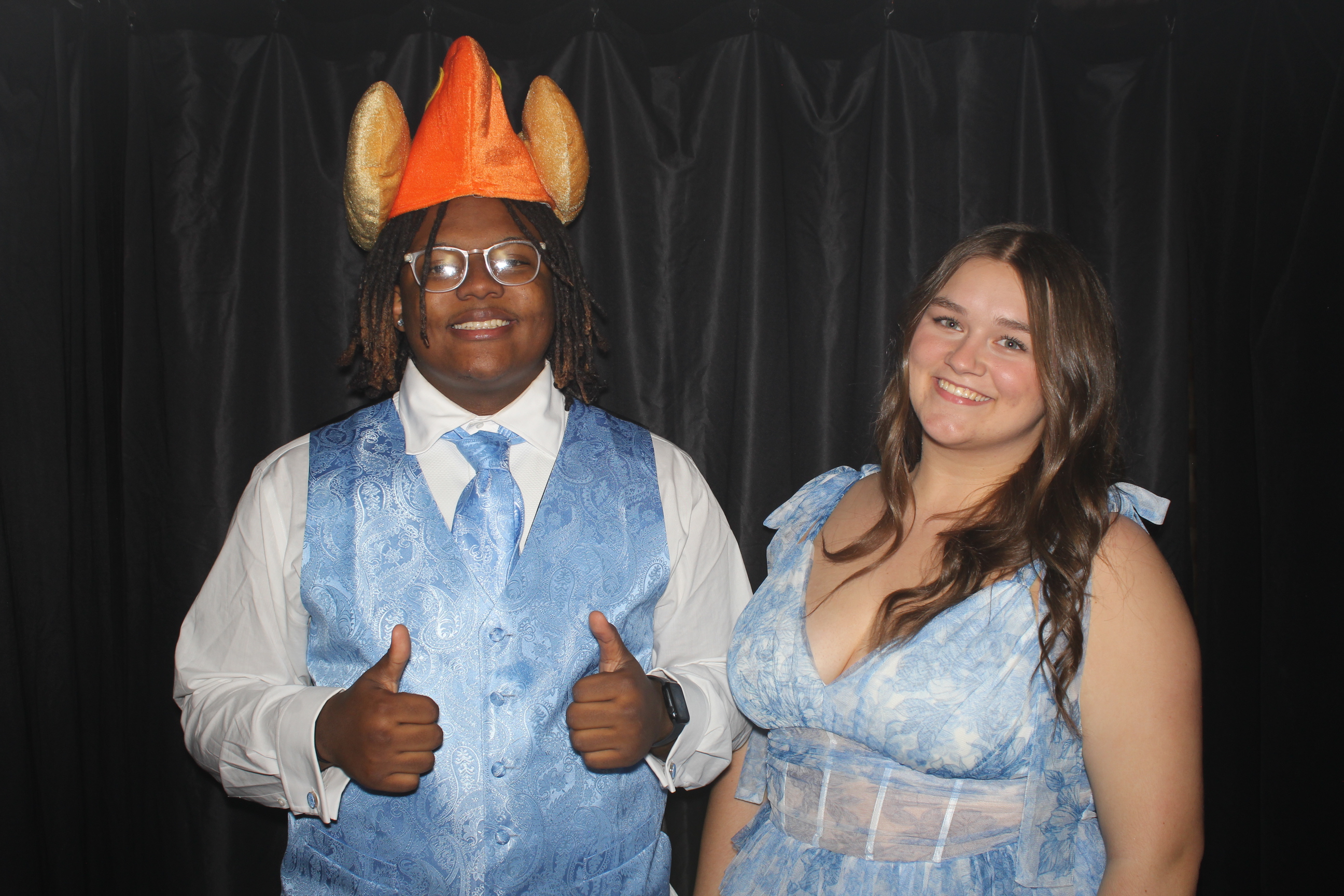Reading Junior Senior Prom | View more photos from the event at gallery.photoboothcincy.com/u/PhotoBoothCincy/Reading-Junior-Senior-Prom-0