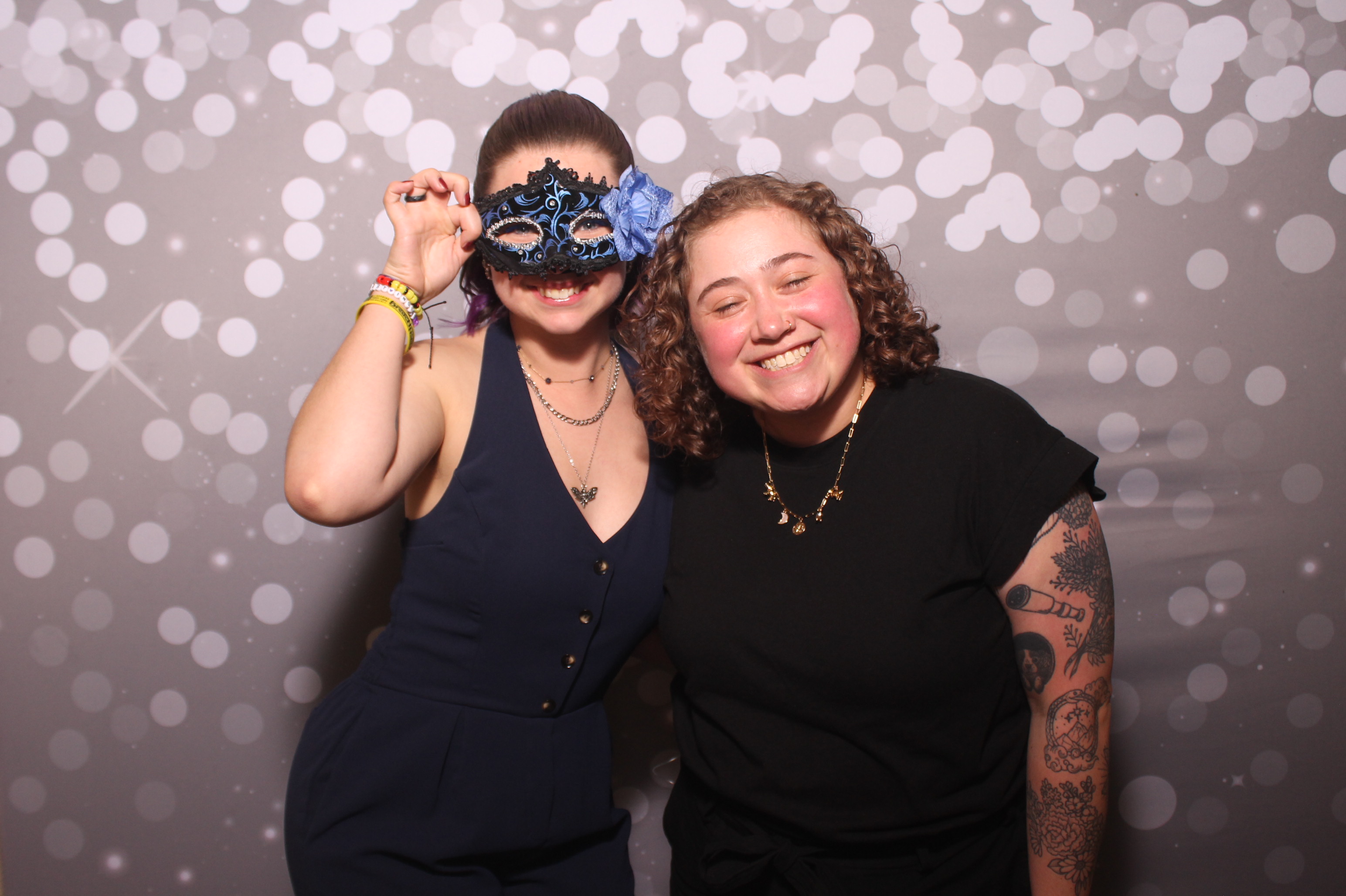 Red EOY Celebration MasqueRAdae Ball!! | View more photos from the event at gallery.photoboothcincy.com/u/PhotoBoothCincy/Red-EOY-Celebration-MasqueRAdae-Ball