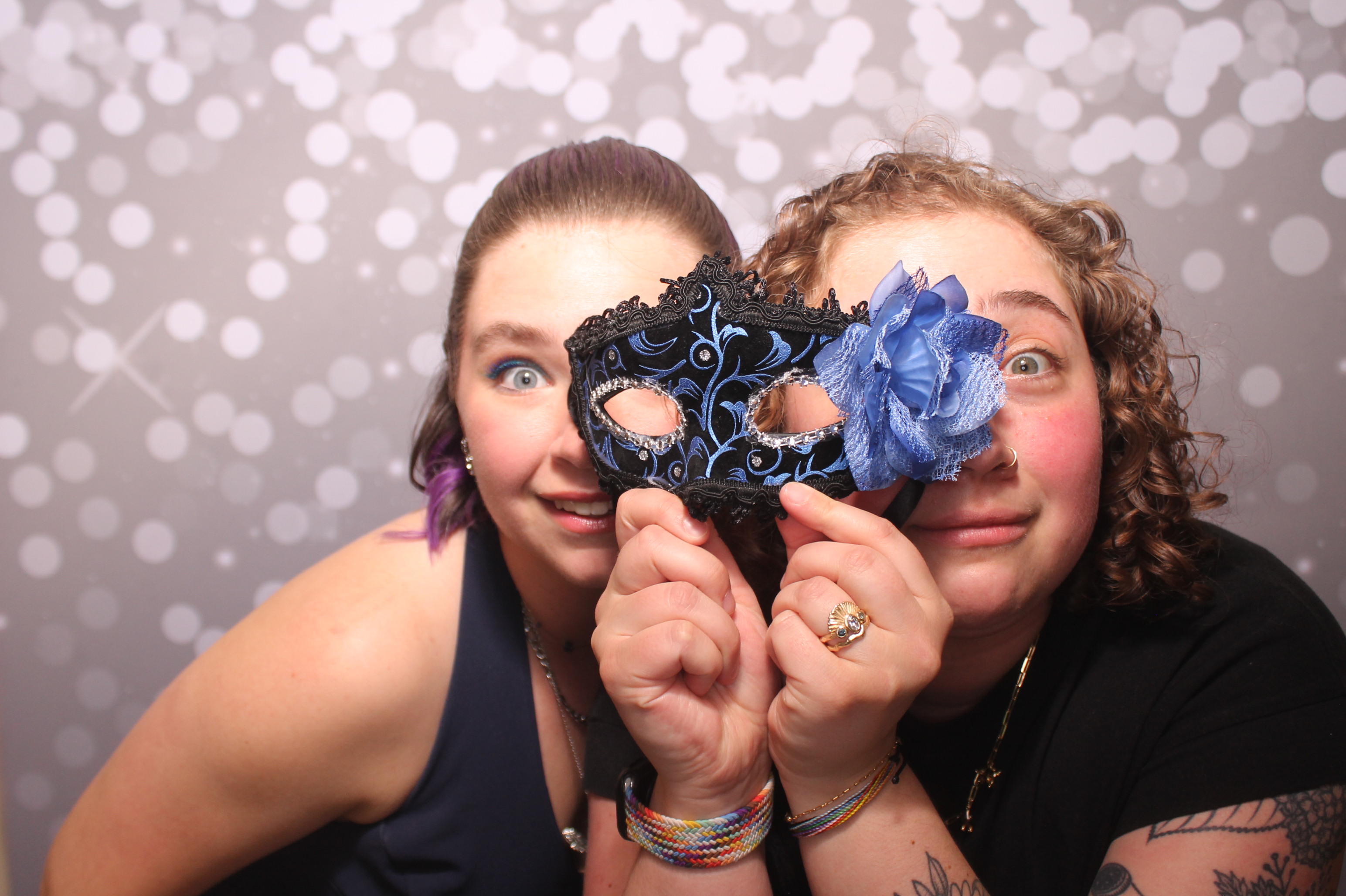 Red EOY Celebration MasqueRAdae Ball!! | View more photos from the event at gallery.photoboothcincy.com/u/PhotoBoothCincy/Red-EOY-Celebration-MasqueRAdae-Ball