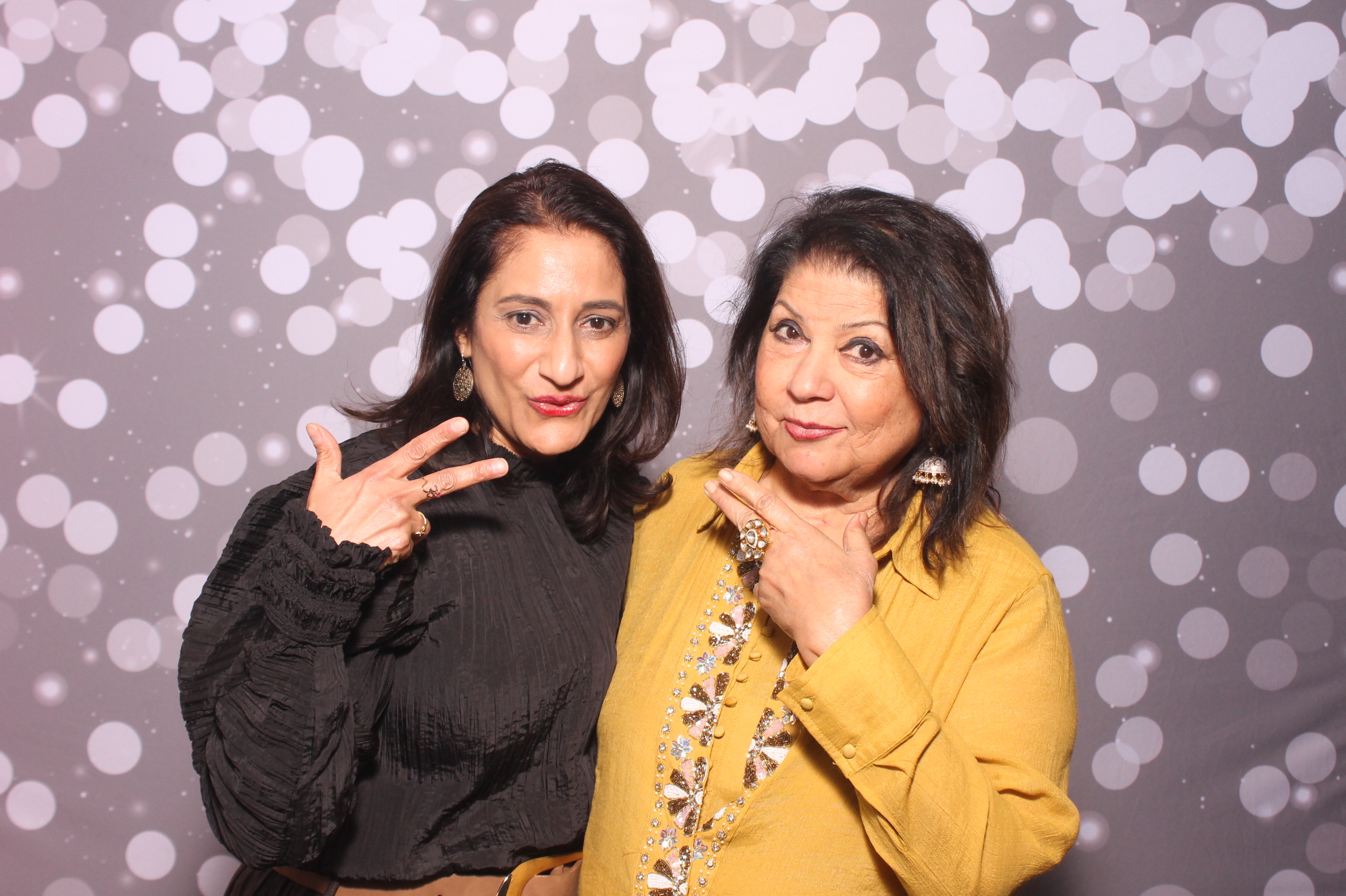 Ridevi Sharma Birthday | View more photos from the event at gallery.photoboothcincy.com/u/PhotoBoothCincy/Ridevi-Sharma-Birthday
