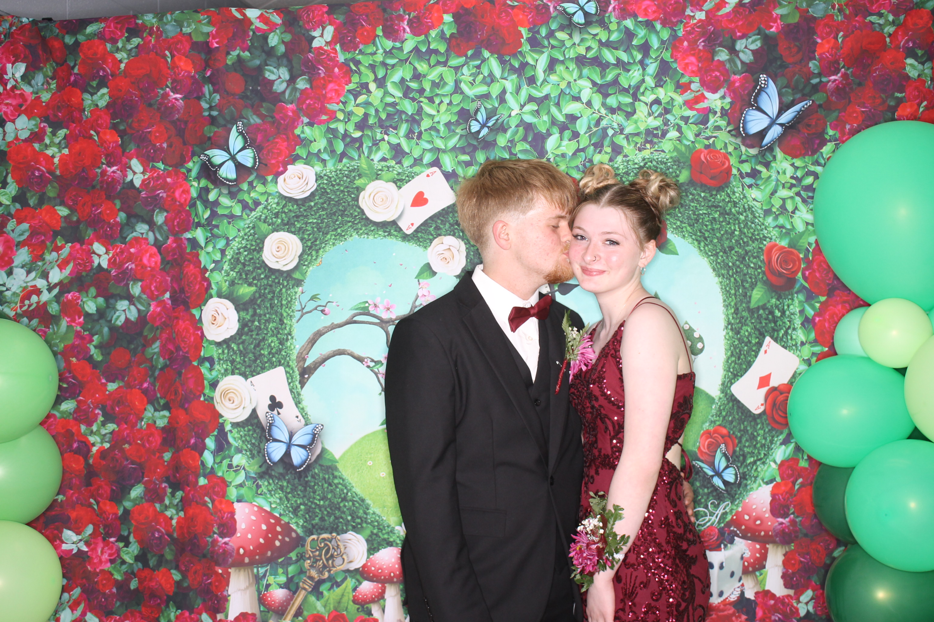  Ripley (RULH) Prom | View more photos from the event at gallery.photoboothcincy.com/u/PhotoBoothCincy/Ripley-RULH-Prom
