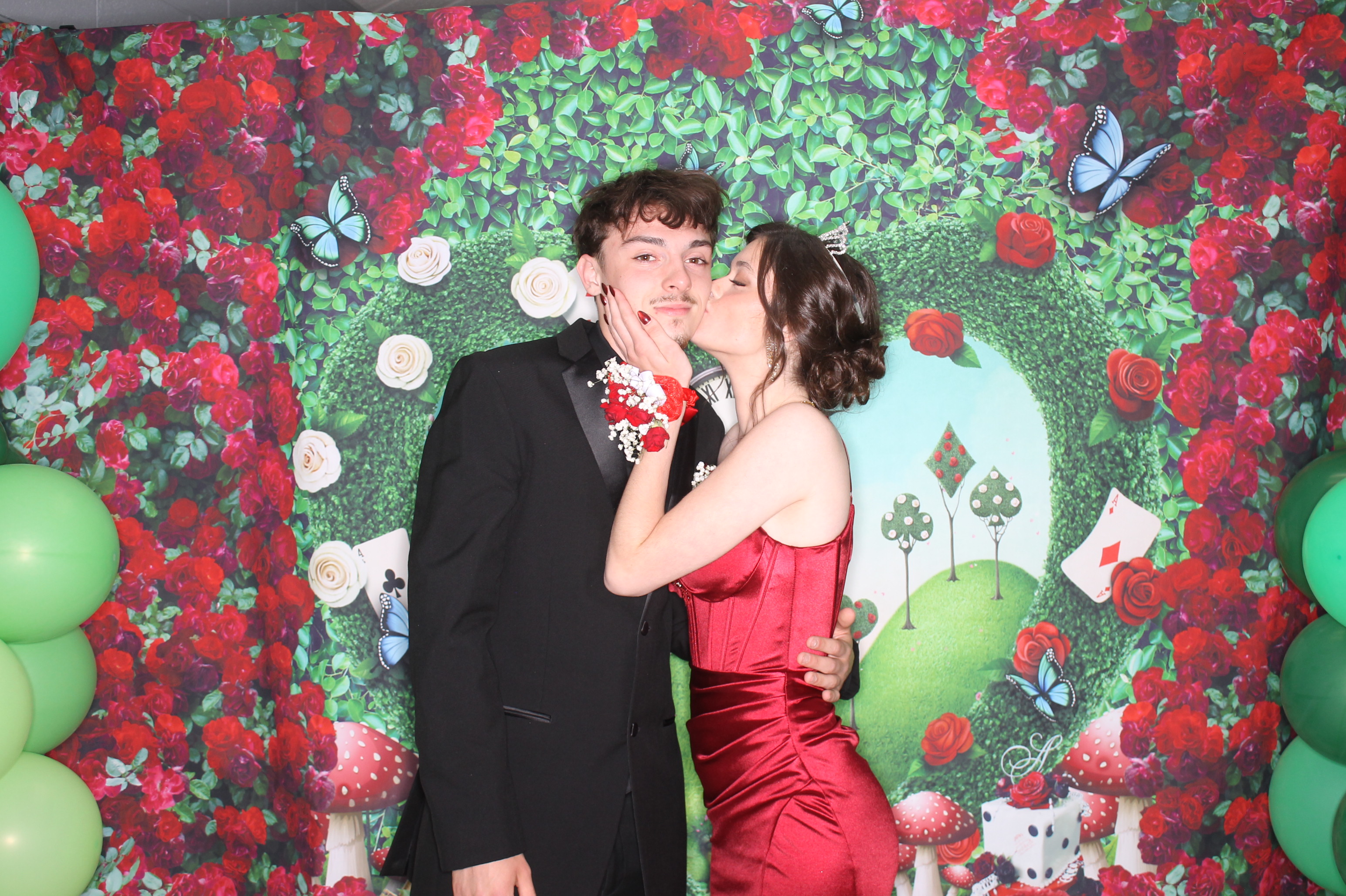  Ripley (RULH) Prom | View more photos from the event at gallery.photoboothcincy.com/u/PhotoBoothCincy/Ripley-RULH-Prom