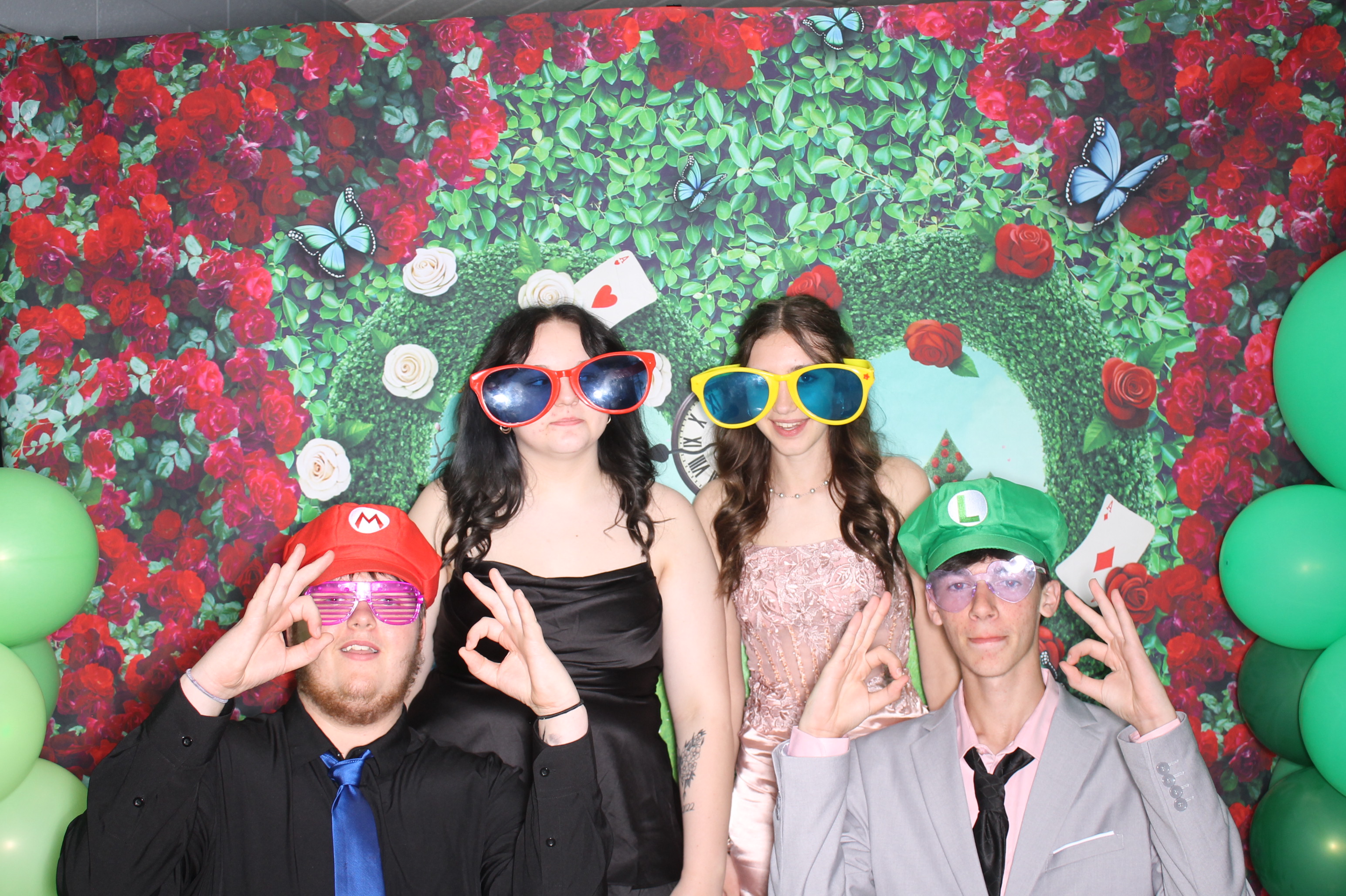  Ripley (RULH) Prom | View more photos from the event at gallery.photoboothcincy.com/u/PhotoBoothCincy/Ripley-RULH-Prom
