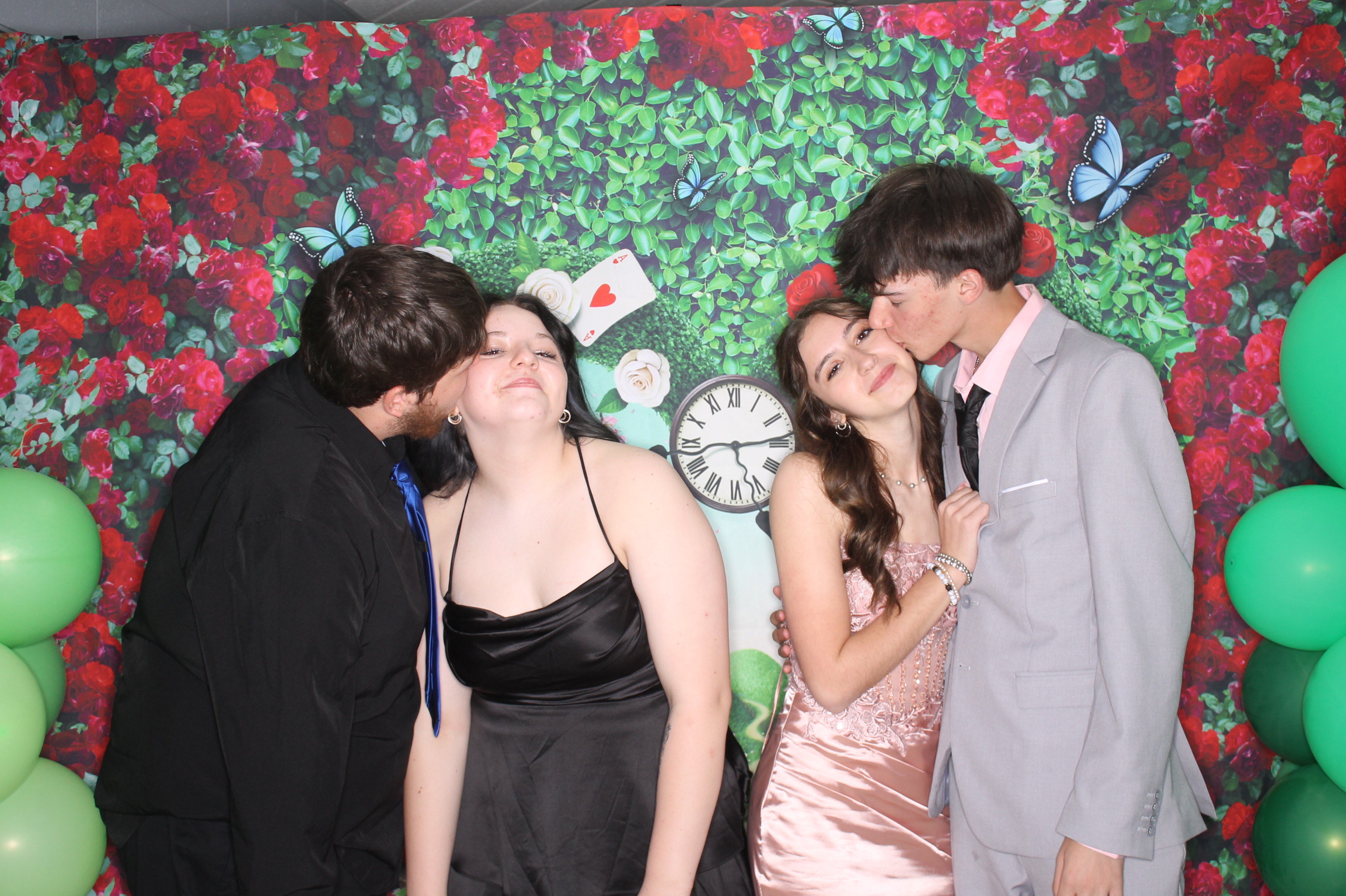  Ripley (RULH) Prom | View more photos from the event at gallery.photoboothcincy.com/u/PhotoBoothCincy/Ripley-RULH-Prom