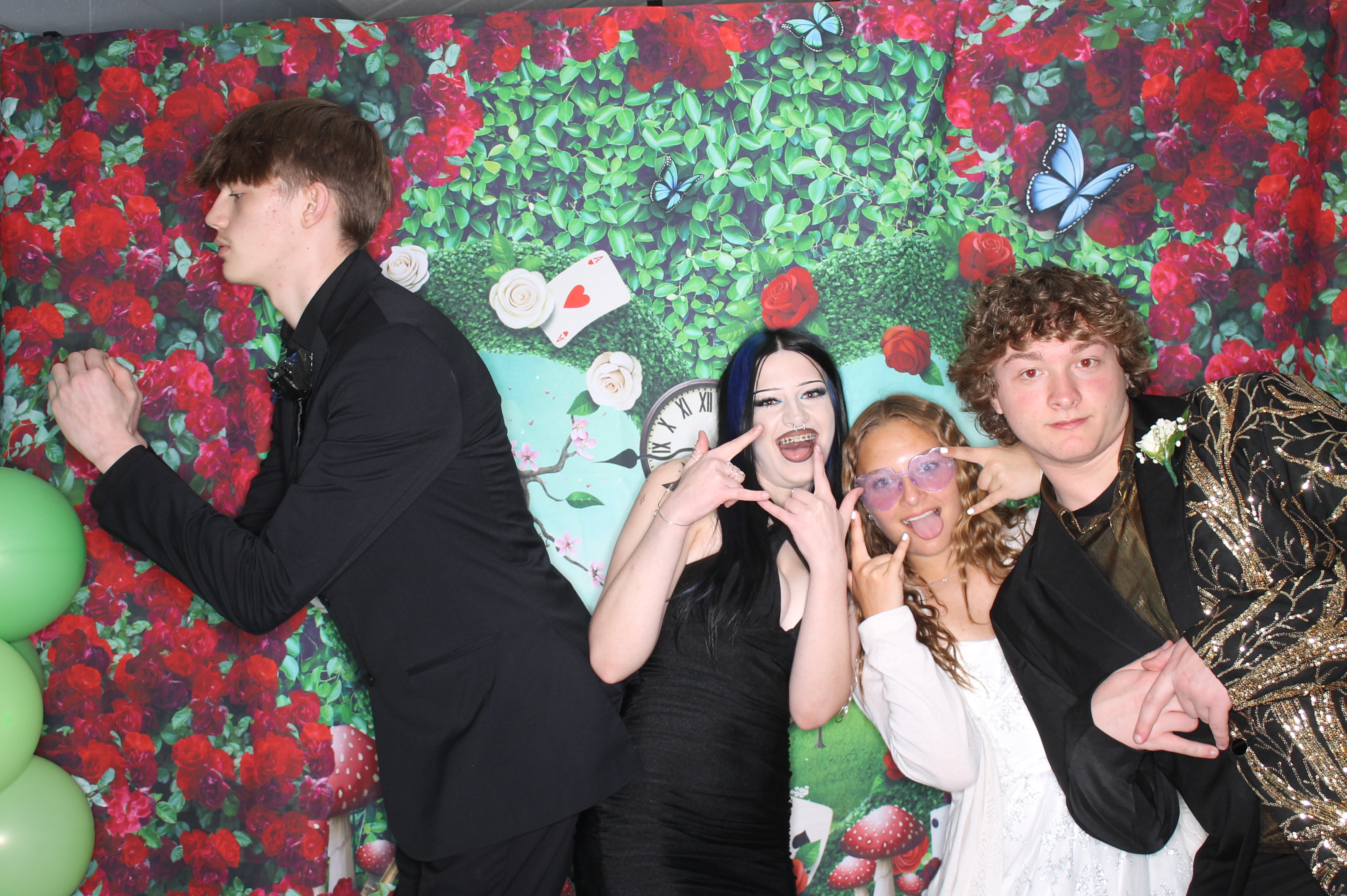  Ripley (RULH) Prom | View more photos from the event at gallery.photoboothcincy.com/u/PhotoBoothCincy/Ripley-RULH-Prom