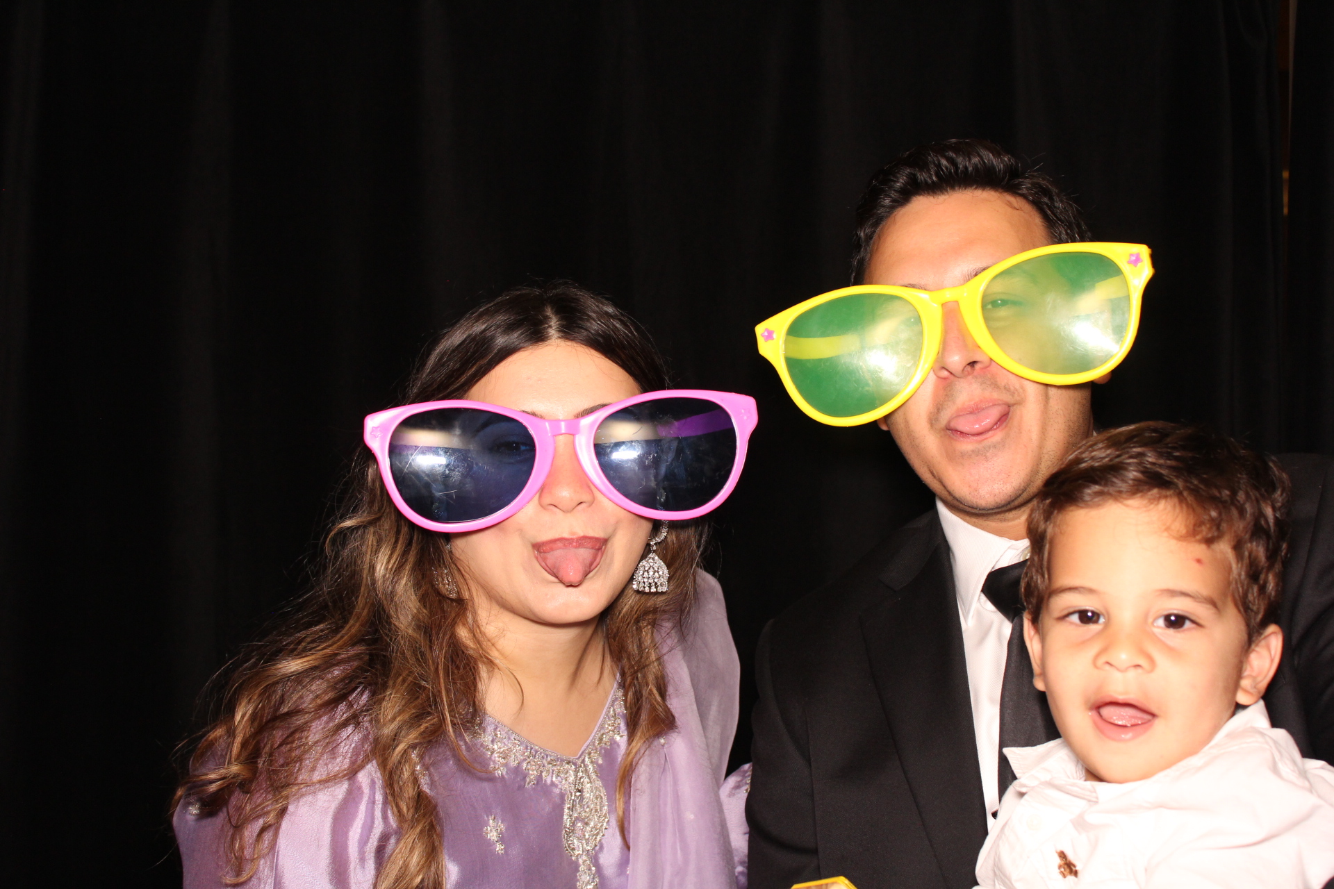 Sahar & Hussan | View more photos from the event at gallery.photoboothcincy.com/u/PhotoBoothCincy/Sahar-Hussan