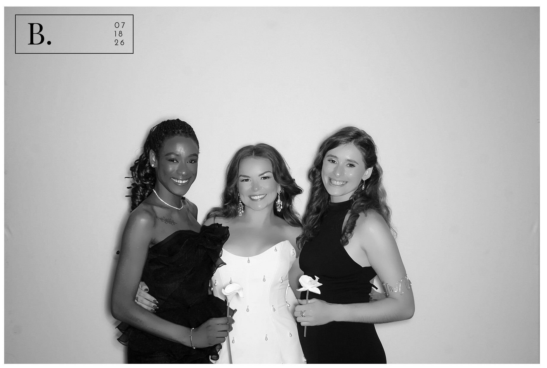 Sam & Emma's Wedding | View more photos from the event at gallery.photoboothcincy.com/u/PhotoBoothCincy/Sam-Emmas-Wedding