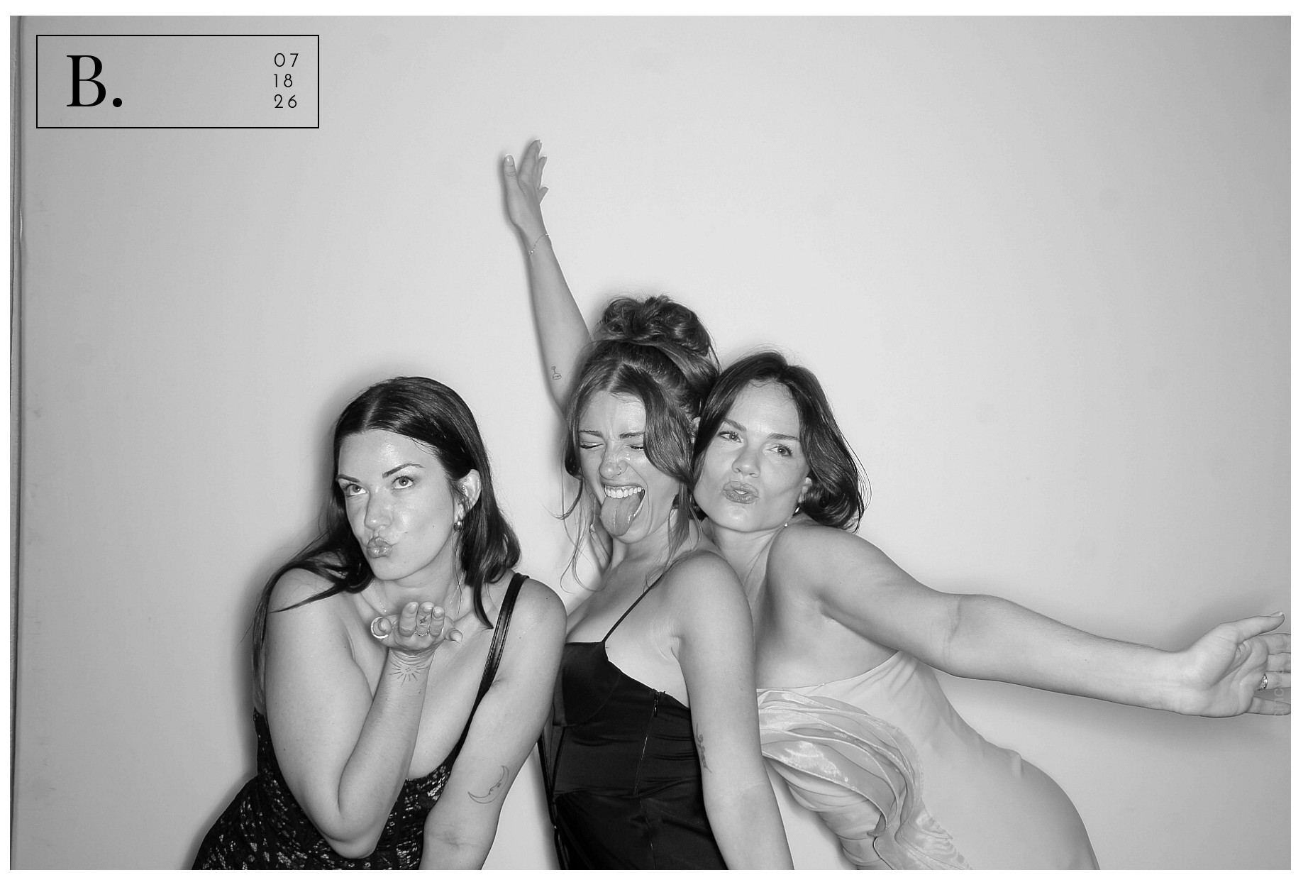 Sam & Emma's Wedding | View more photos from the event at gallery.photoboothcincy.com/u/PhotoBoothCincy/Sam-Emmas-Wedding