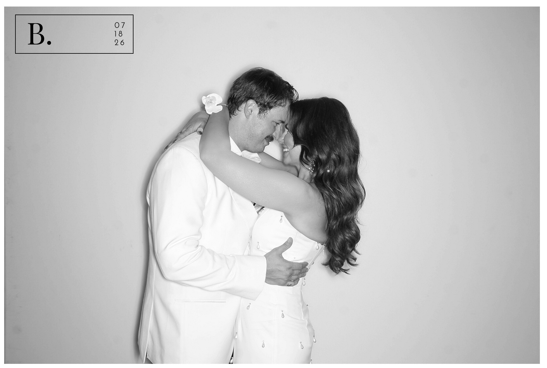 Sam & Emma's Wedding | View more photos from the event at gallery.photoboothcincy.com/u/PhotoBoothCincy/Sam-Emmas-Wedding