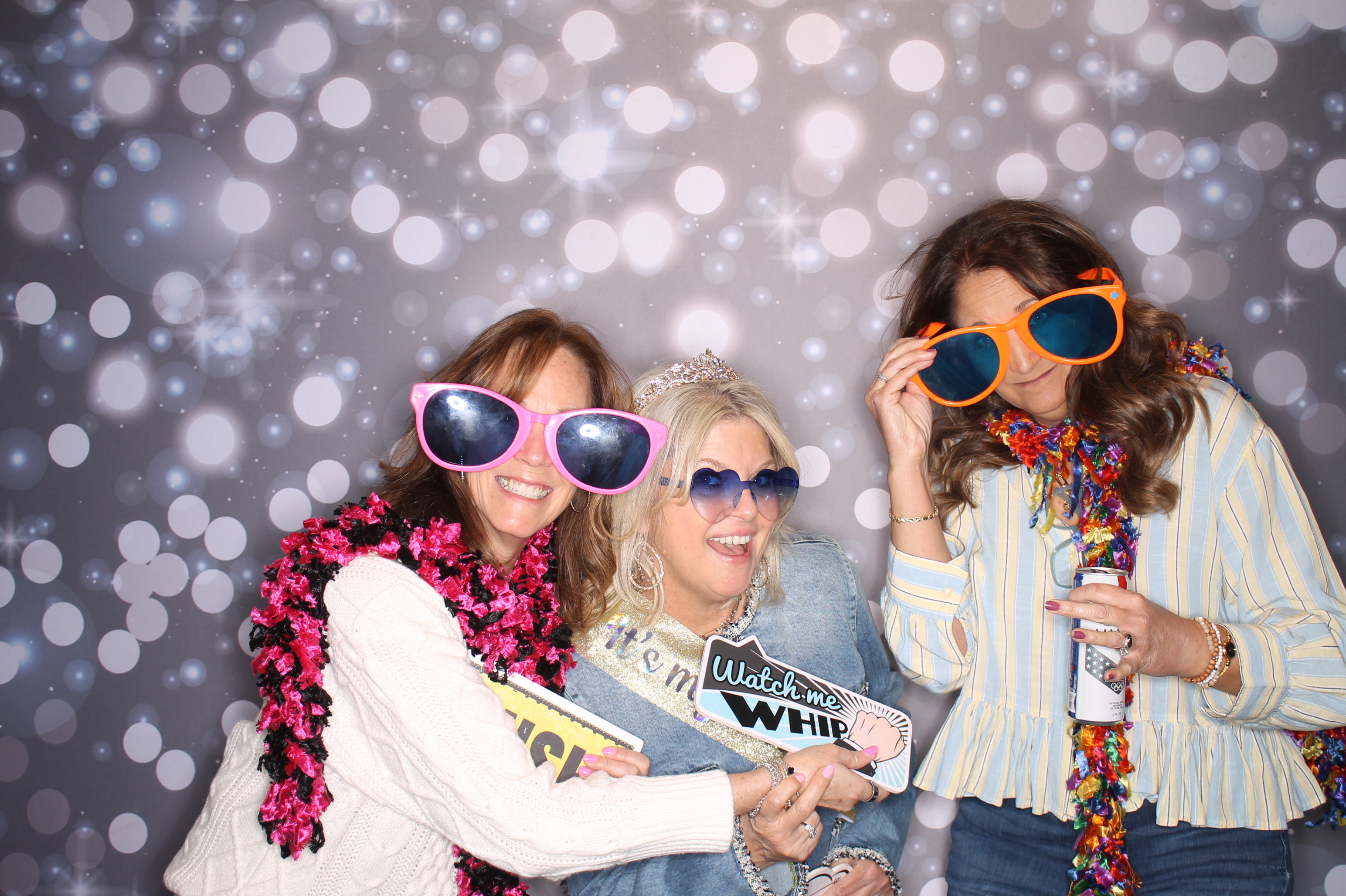 Sandy's Fabulous 50th!! | View more photos from the event at gallery.photoboothcincy.com/u/PhotoBoothCincy/Sandys-Fabulous-50th