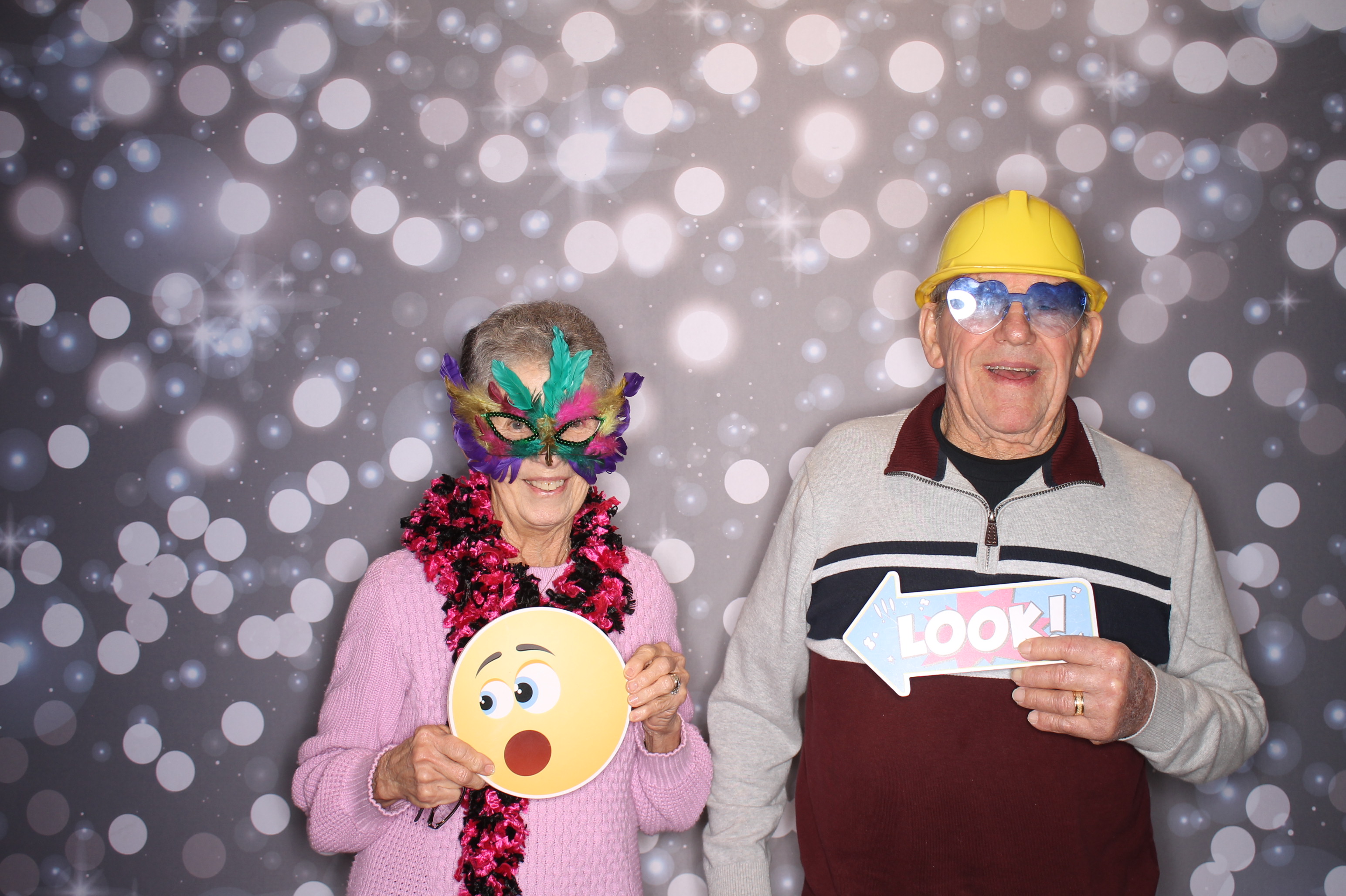 Sandy's Fabulous 50th!! | View more photos from the event at gallery.photoboothcincy.com/u/PhotoBoothCincy/Sandys-Fabulous-50th