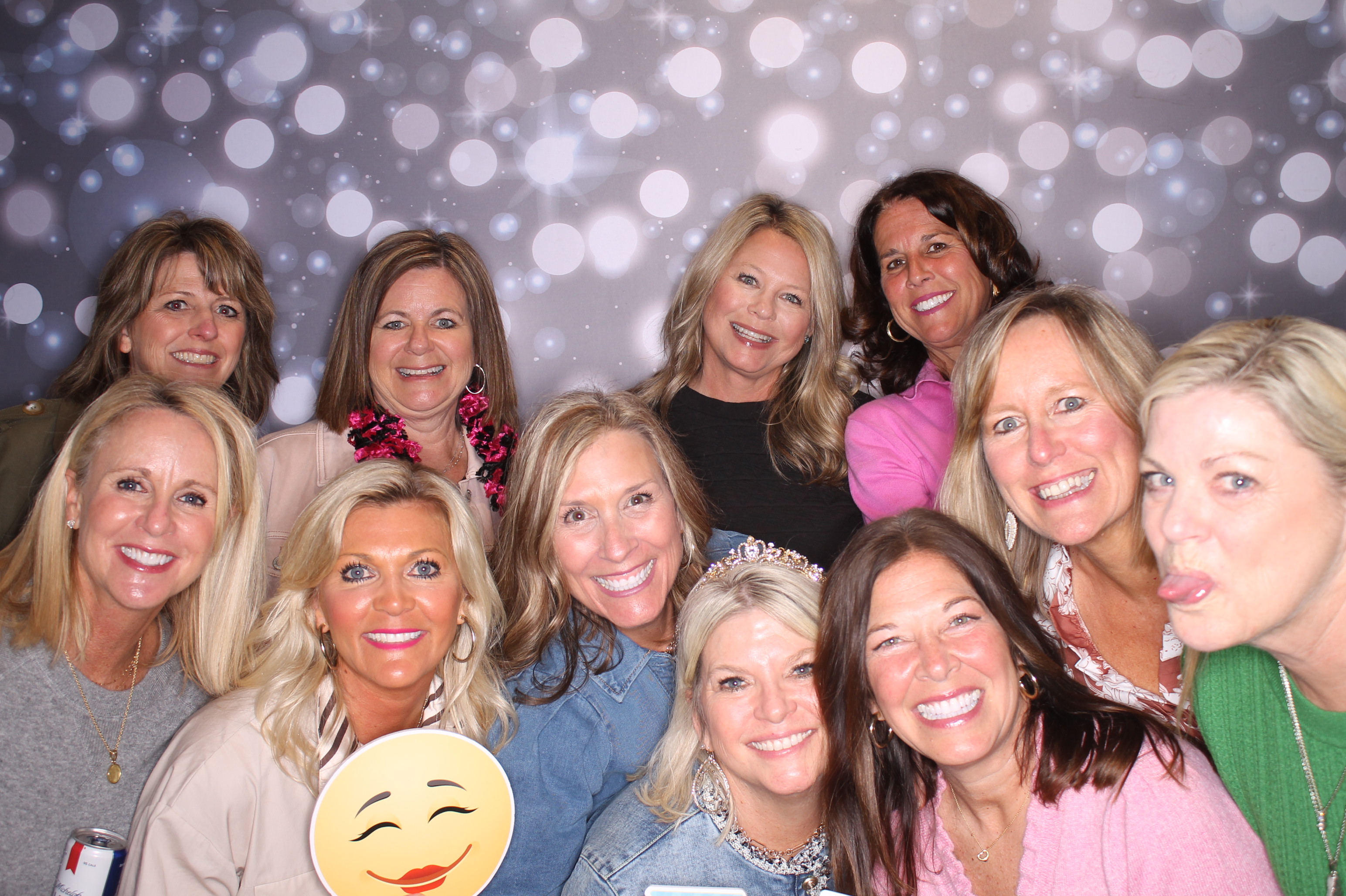 Sandy's Fabulous 50th!! | View more photos from the event at gallery.photoboothcincy.com/u/PhotoBoothCincy/Sandys-Fabulous-50th