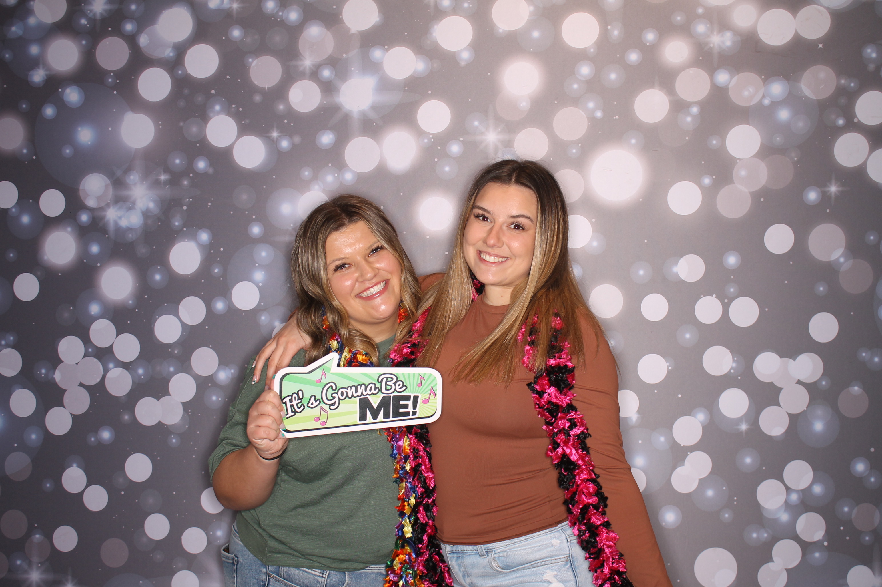 Sandy's Fabulous 50th!! | View more photos from the event at gallery.photoboothcincy.com/u/PhotoBoothCincy/Sandys-Fabulous-50th
