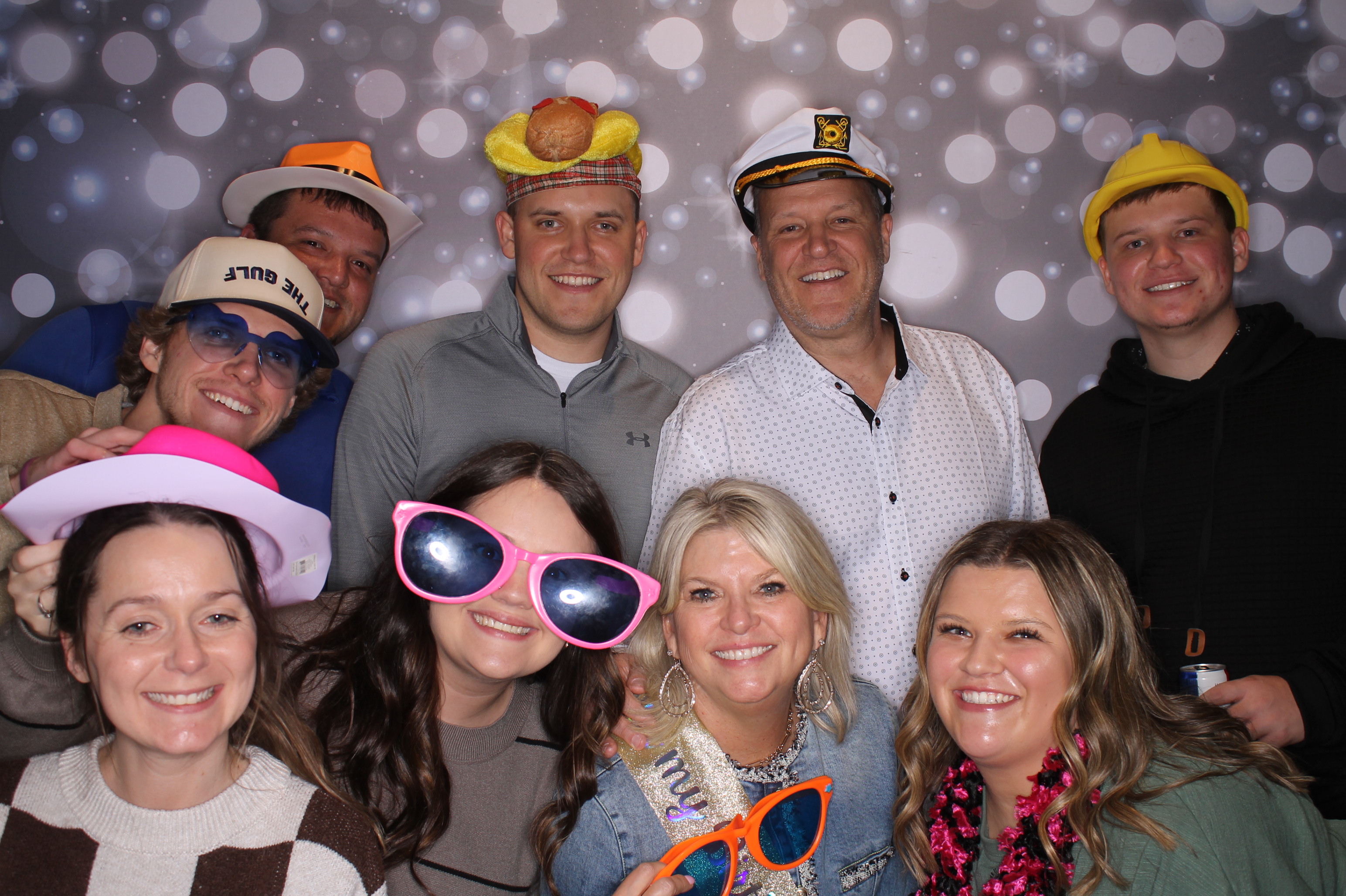 Sandy's Fabulous 50th!! | View more photos from the event at gallery.photoboothcincy.com/u/PhotoBoothCincy/Sandys-Fabulous-50th
