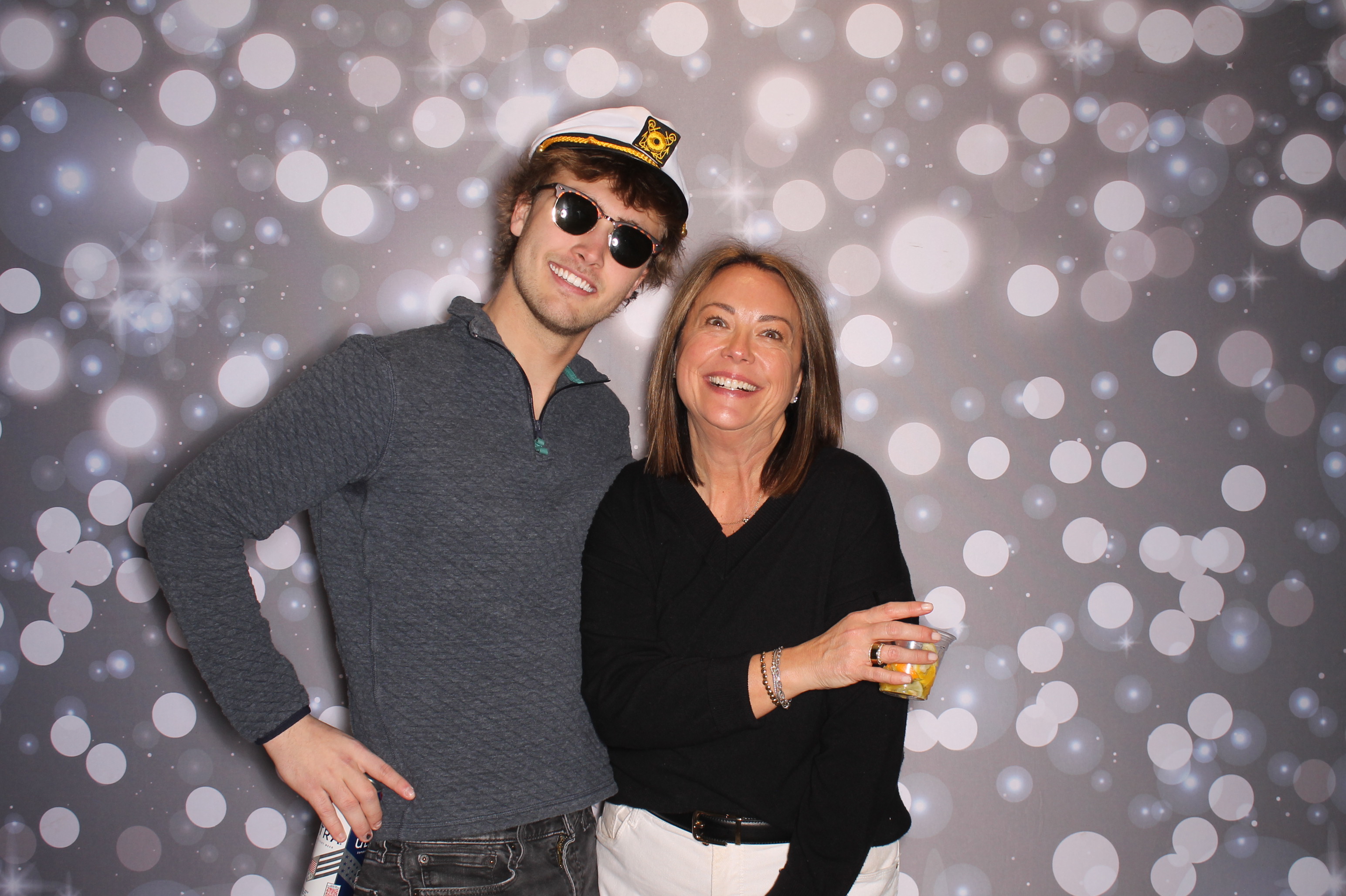 Sandy's Fabulous 50th!! | View more photos from the event at gallery.photoboothcincy.com/u/PhotoBoothCincy/Sandys-Fabulous-50th