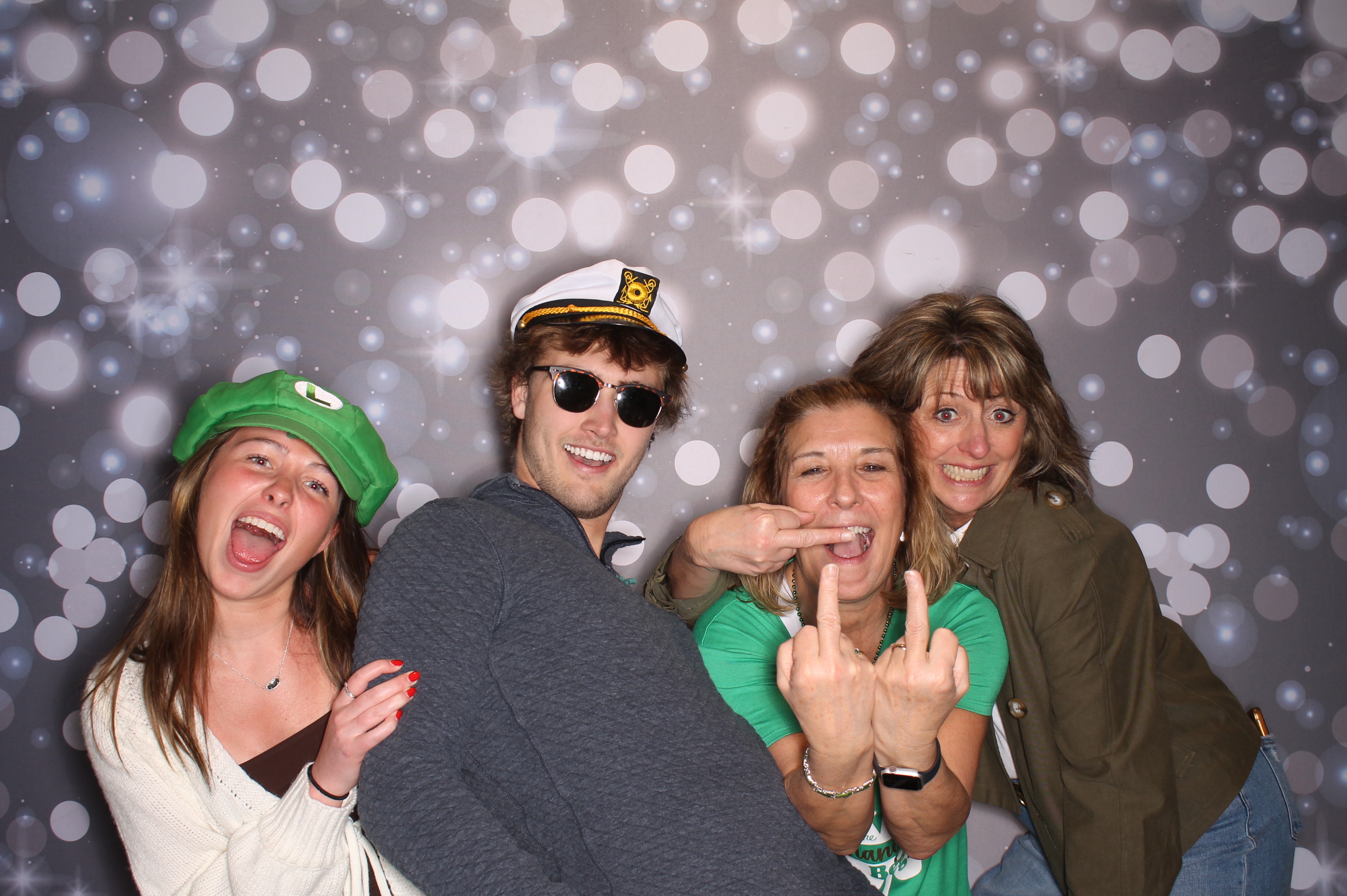 Sandy's Fabulous 50th!! | View more photos from the event at gallery.photoboothcincy.com/u/PhotoBoothCincy/Sandys-Fabulous-50th