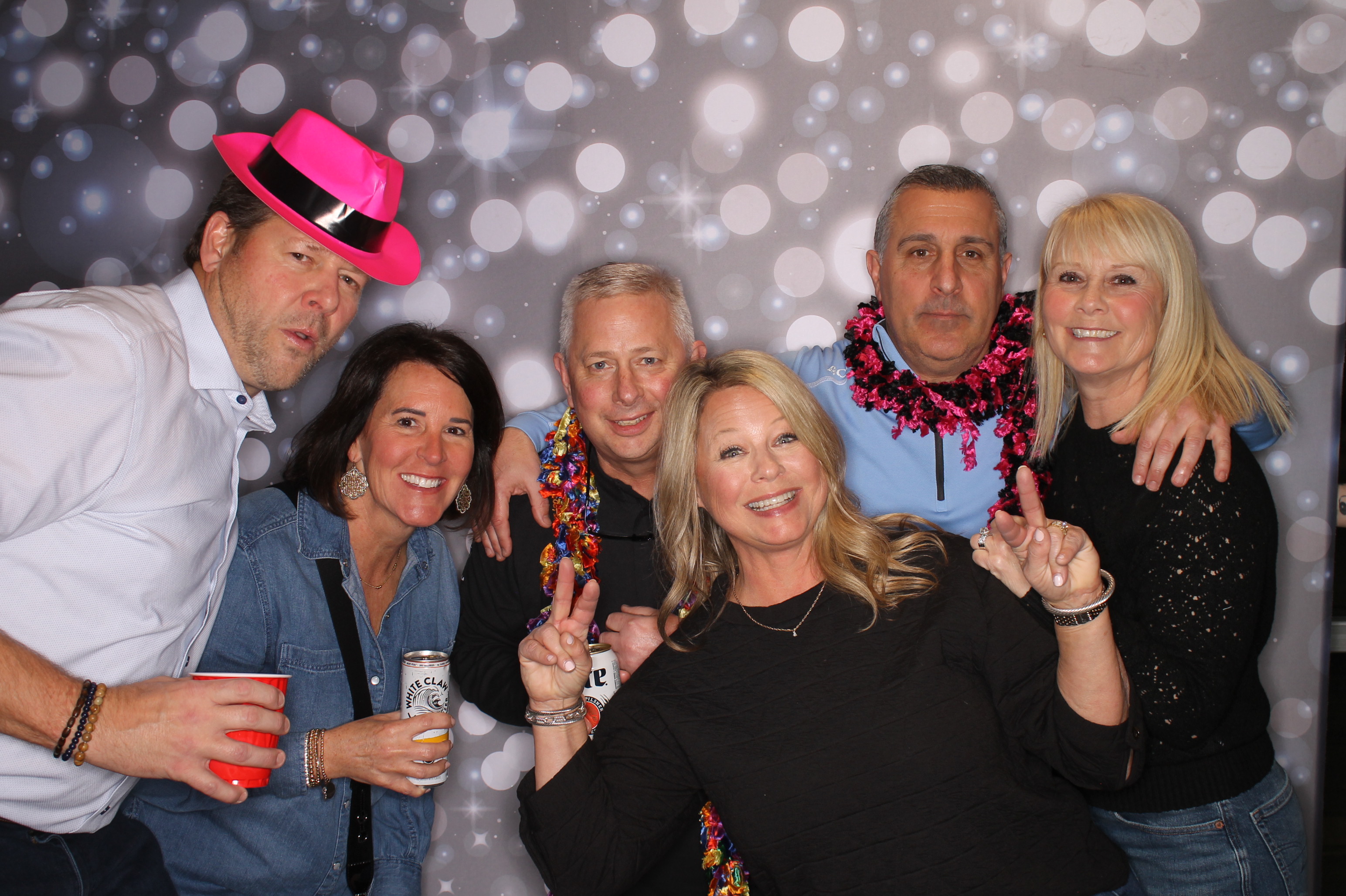 Sandy's Fabulous 50th!! | View more photos from the event at gallery.photoboothcincy.com/u/PhotoBoothCincy/Sandys-Fabulous-50th