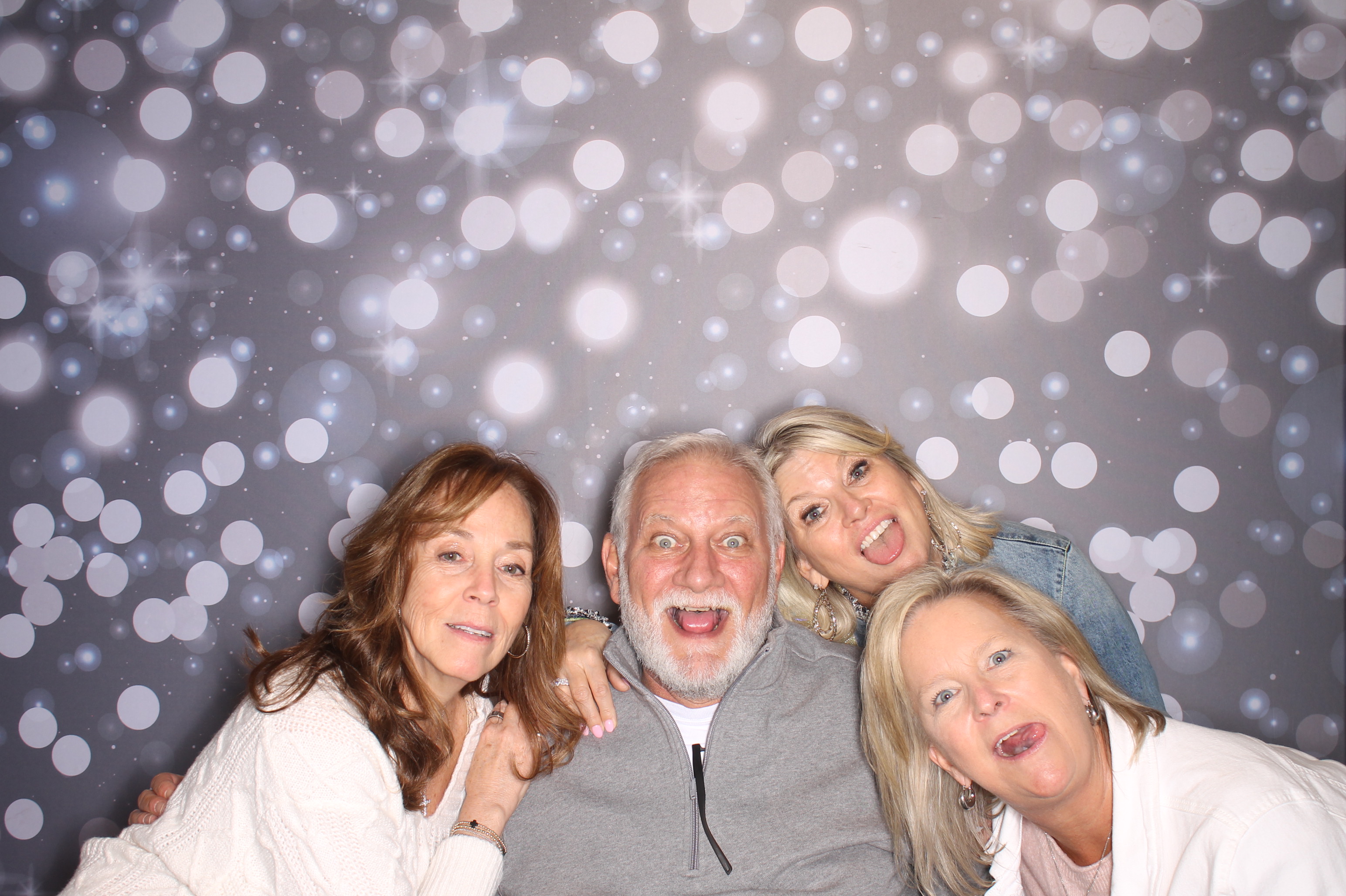Sandy's Fabulous 50th!! | View more photos from the event at gallery.photoboothcincy.com/u/PhotoBoothCincy/Sandys-Fabulous-50th