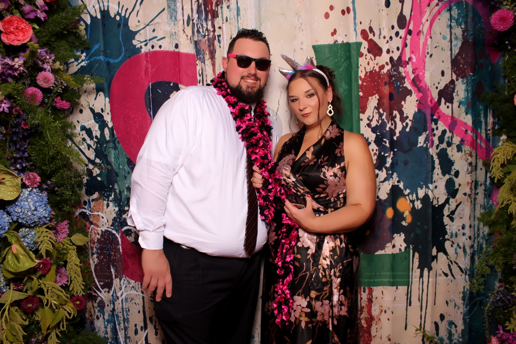 Sarah and Lake | View more photos from the event at gallery.photoboothcincy.com/u/PhotoBoothCincy/Sarah-and-Lake