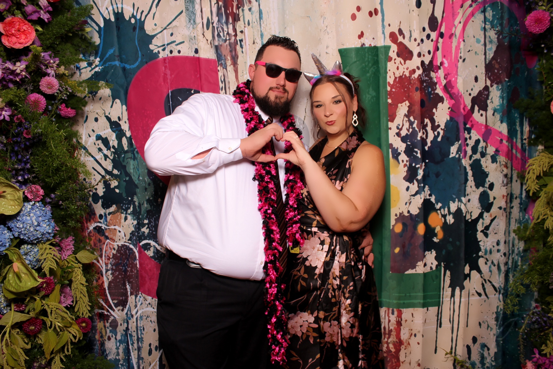 Sarah and Lake | View more photos from the event at gallery.photoboothcincy.com/u/PhotoBoothCincy/Sarah-and-Lake