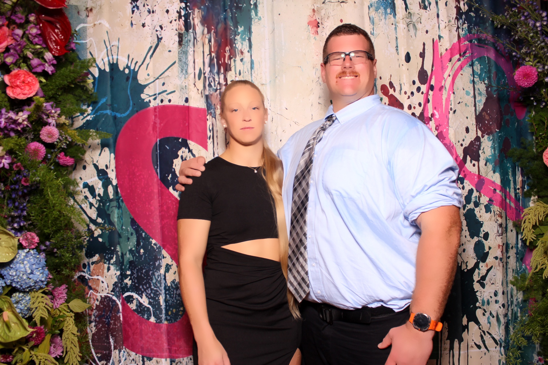 Sarah and Lake | View more photos from the event at gallery.photoboothcincy.com/u/PhotoBoothCincy/Sarah-and-Lake