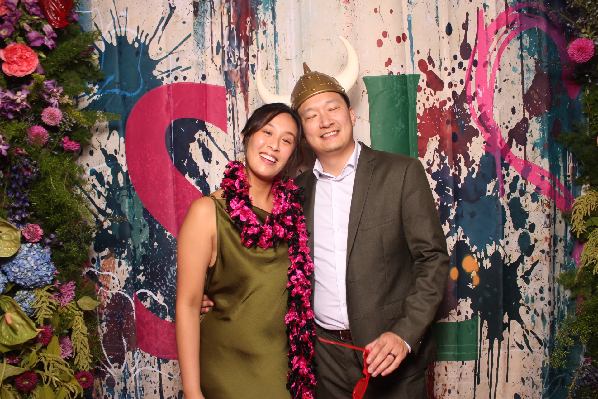 Sarah and Lake | View more photos from the event at gallery.photoboothcincy.com/u/PhotoBoothCincy/Sarah-and-Lake