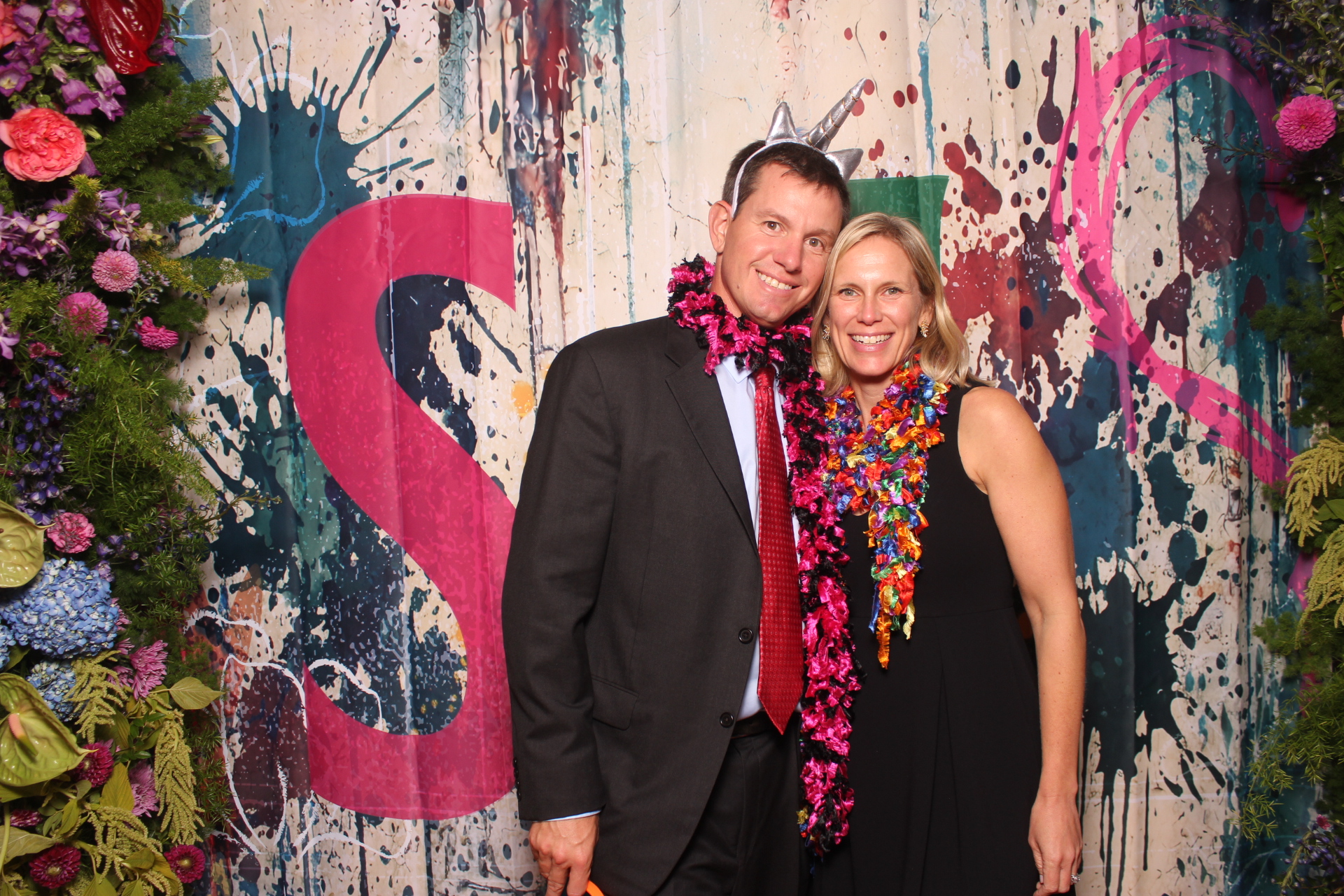 Sarah and Lake | View more photos from the event at gallery.photoboothcincy.com/u/PhotoBoothCincy/Sarah-and-Lake
