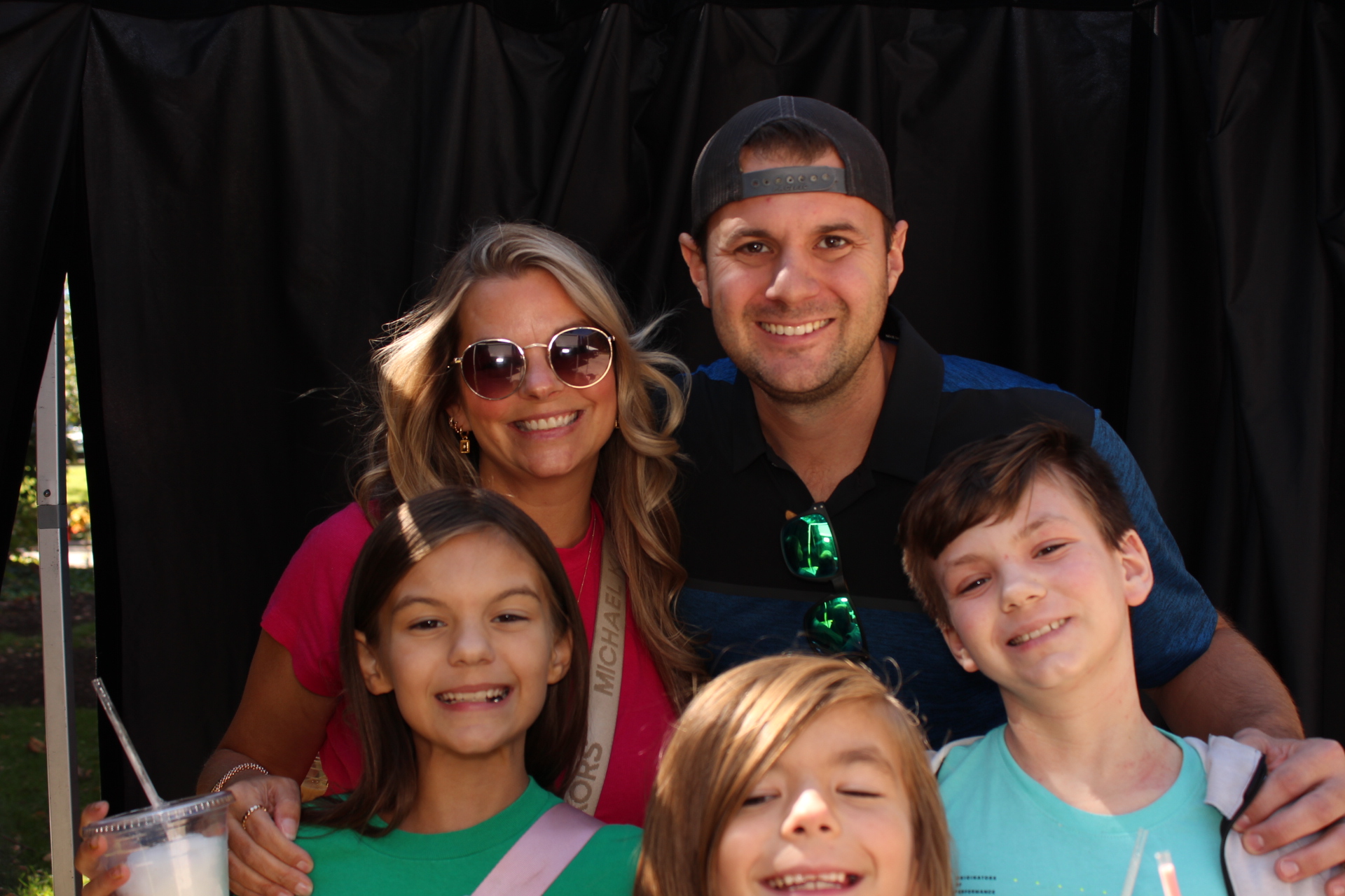 Shepherd Color Family Day | View more photos from the event at gallery.photoboothcincy.com/u/PhotoBoothCincy/Shepherd-Color-Family-Day