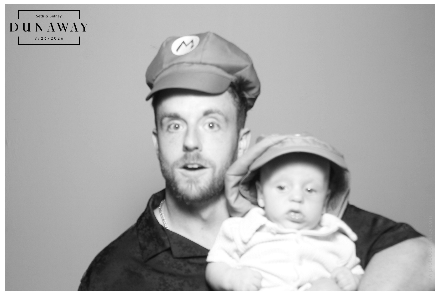 Sidney & Seth Wedding | View more photos from the event at gallery.photoboothcincy.com/u/PhotoBoothCincy/Sidney-Seth-Wedding