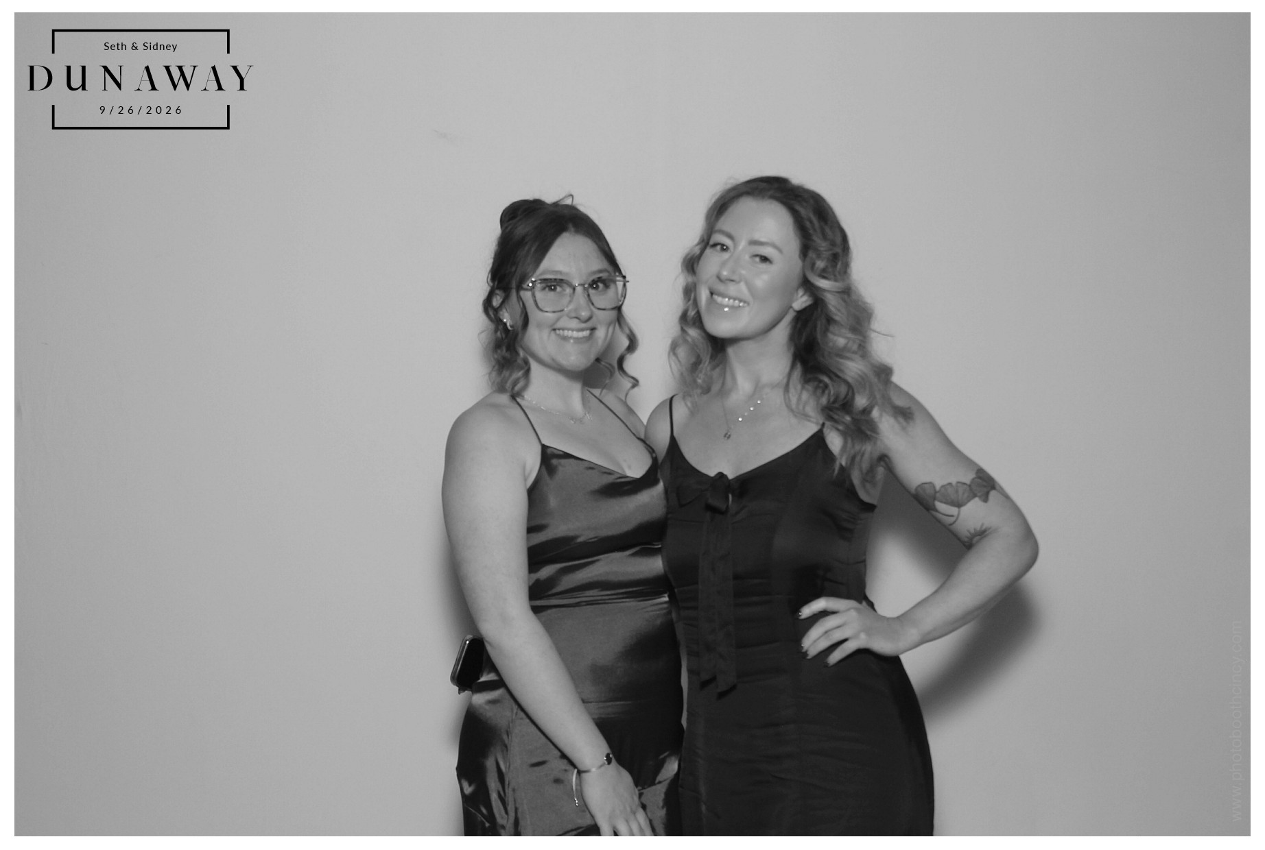Sidney & Seth Wedding | View more photos from the event at gallery.photoboothcincy.com/u/PhotoBoothCincy/Sidney-Seth-Wedding