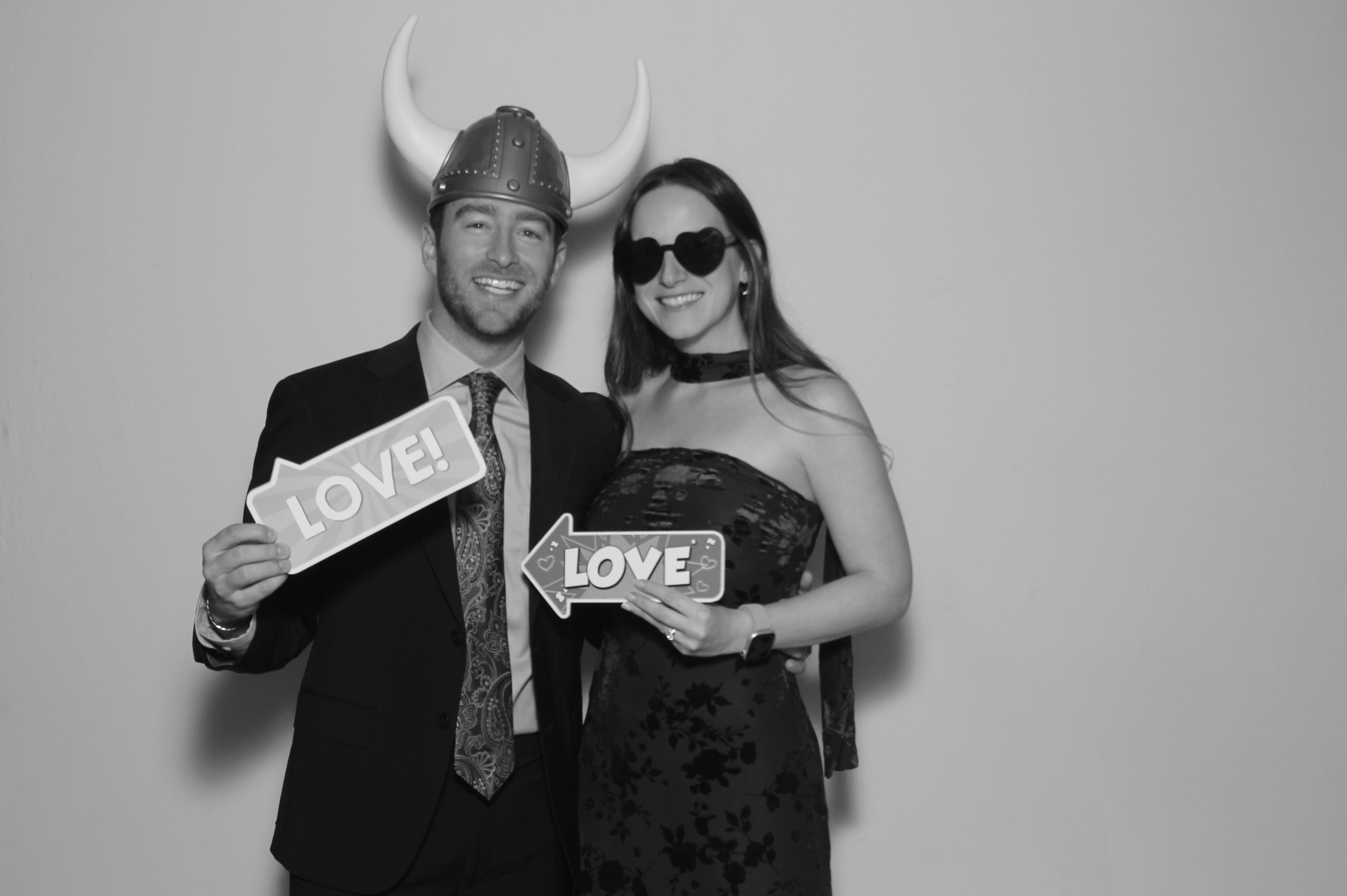 Sidney & Seth Wedding | View more photos from the event at gallery.photoboothcincy.com/u/PhotoBoothCincy/Sidney-Seth-Wedding
