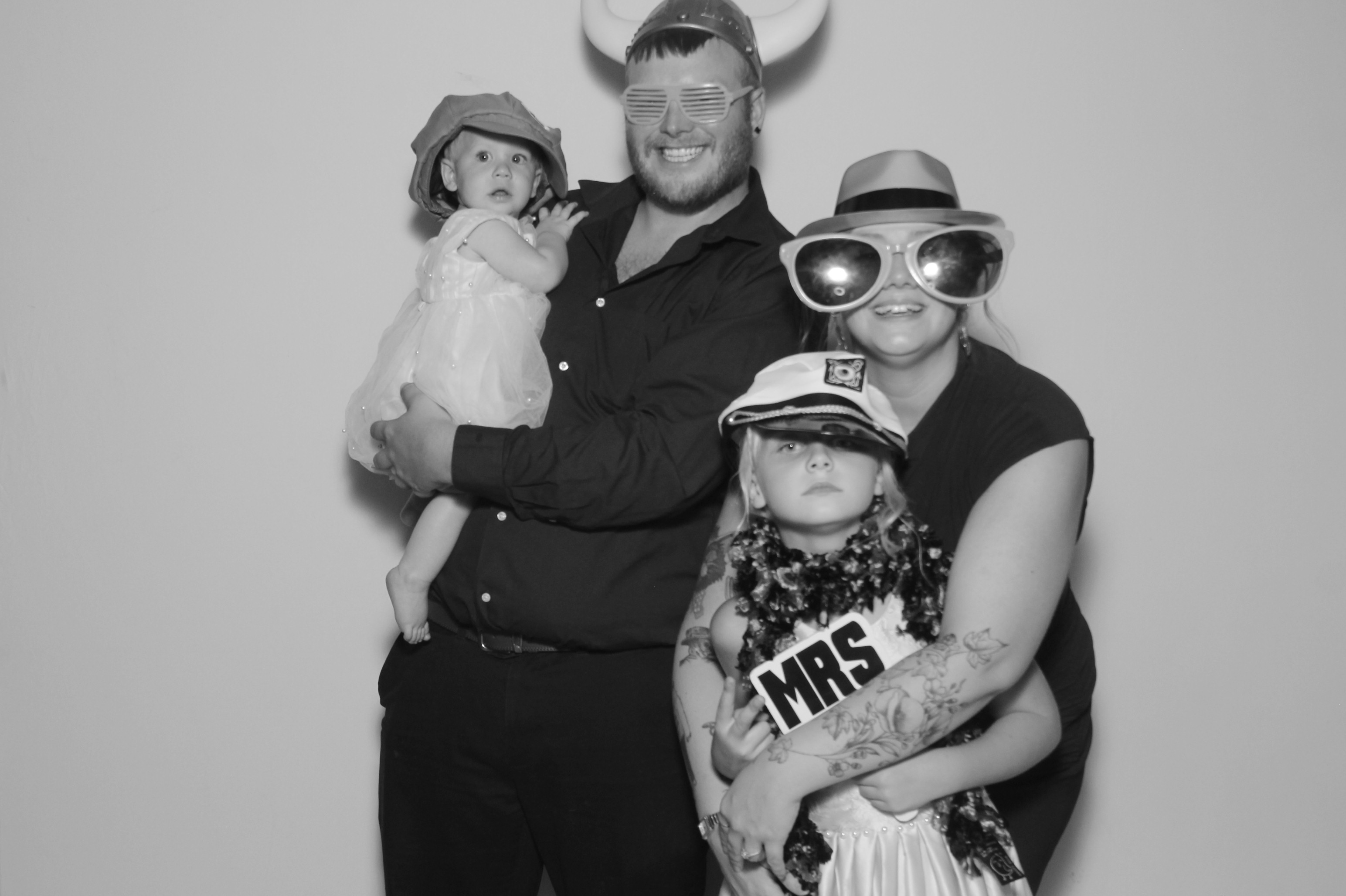 Sidney & Seth Wedding | View more photos from the event at gallery.photoboothcincy.com/u/PhotoBoothCincy/Sidney-Seth-Wedding