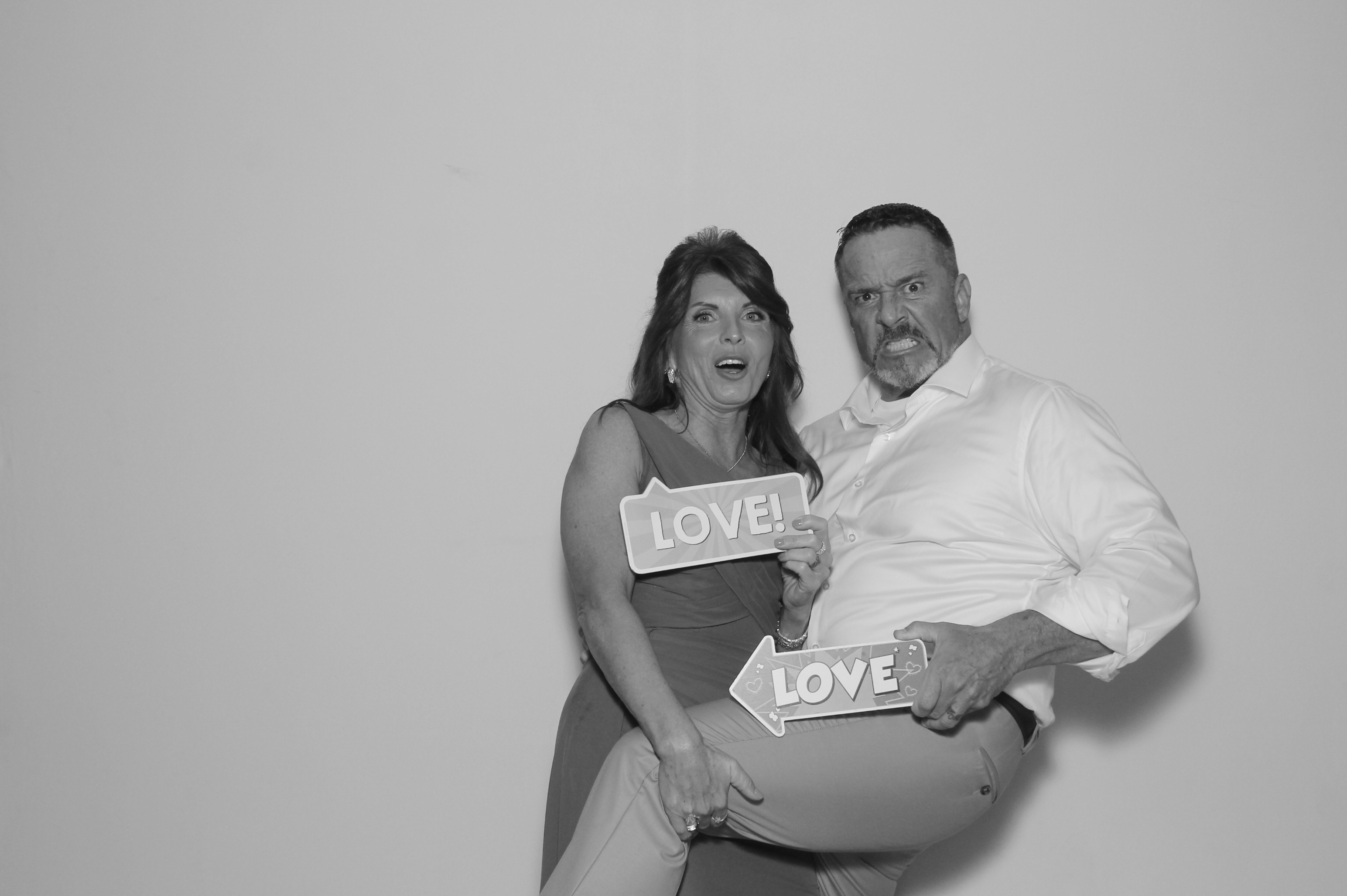 Sidney & Seth Wedding | View more photos from the event at gallery.photoboothcincy.com/u/PhotoBoothCincy/Sidney-Seth-Wedding