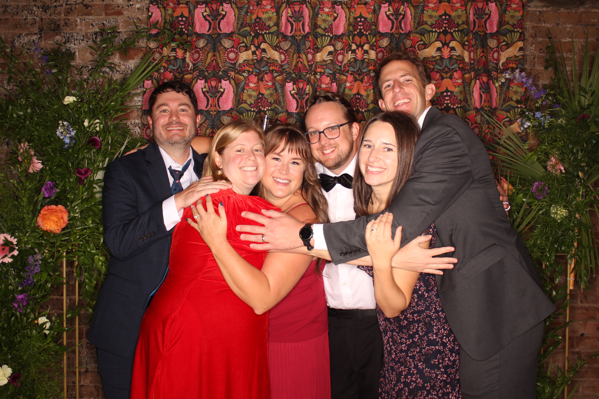 Simon & Kathryn Wedding | View more photos from the event at gallery.photoboothcincy.com/u/PhotoBoothCincy/Simon-Kathryn-Wedding